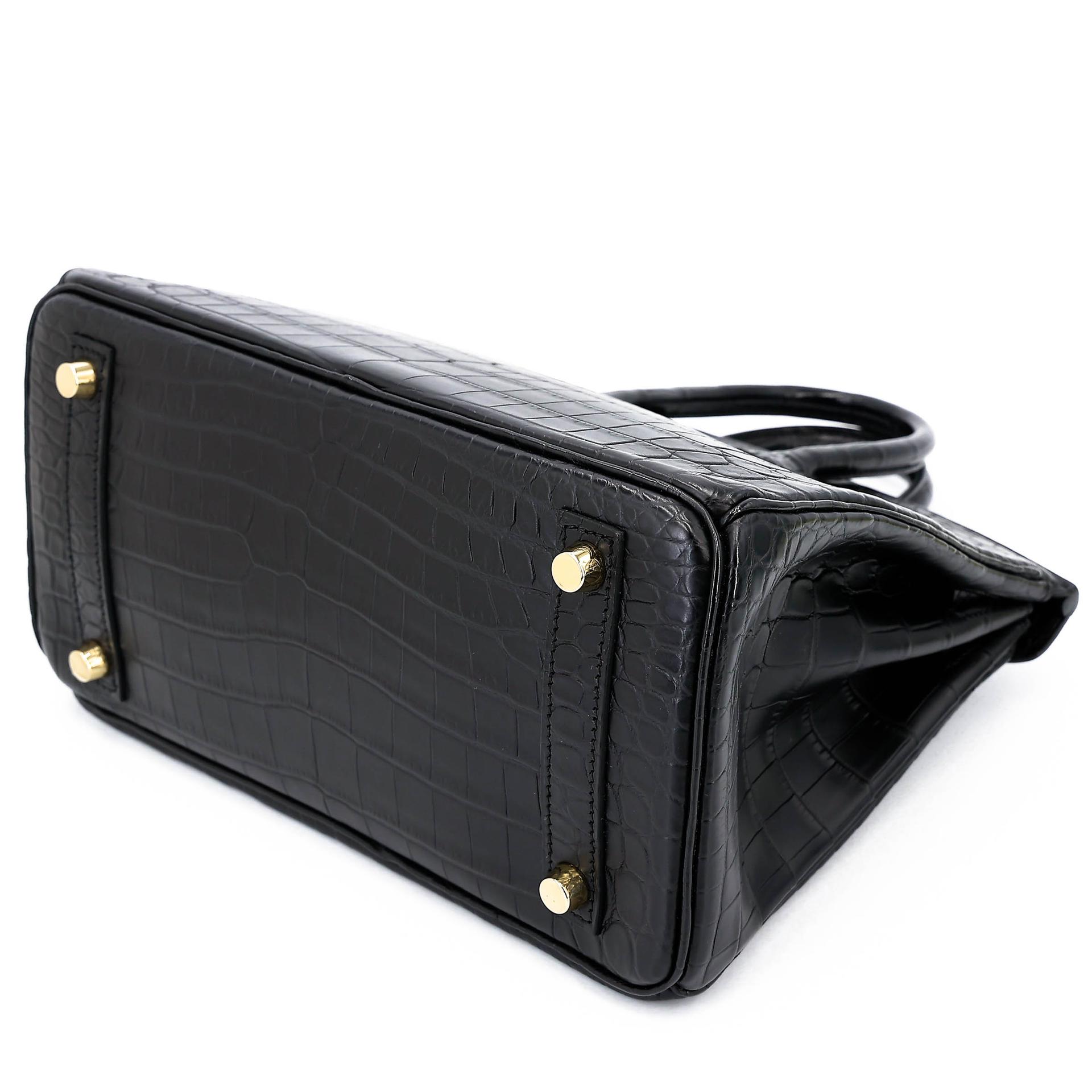 Excellent ( Rank SA ) HERMÈS Birkin 25 Noir (89) Matte Niloticus Crocodile Gold hardware R (2014) - 6