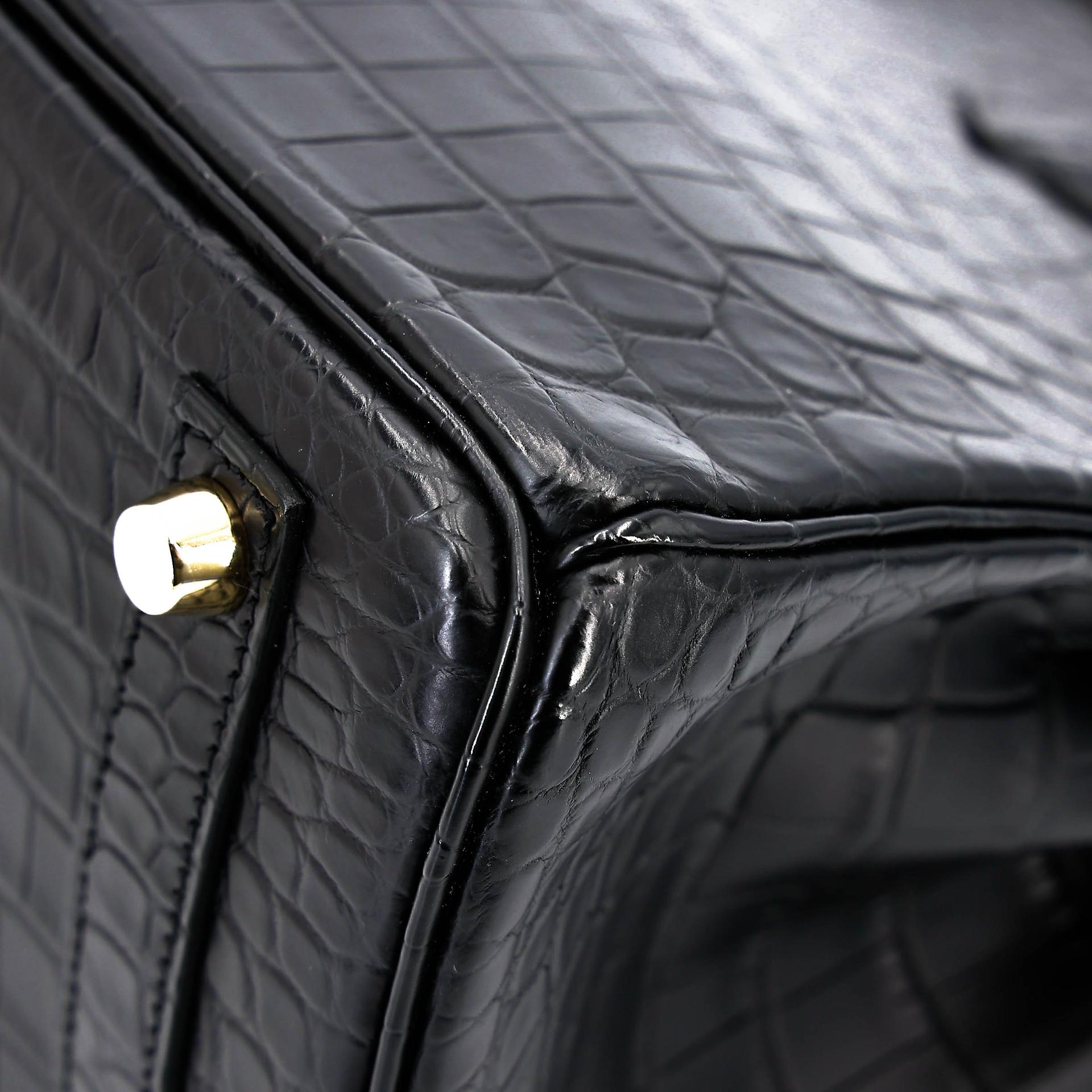 Excellent ( Rank SA ) HERMÈS Birkin 25 Noir (89) Matte Niloticus Crocodile Gold hardware R (2014) - 10