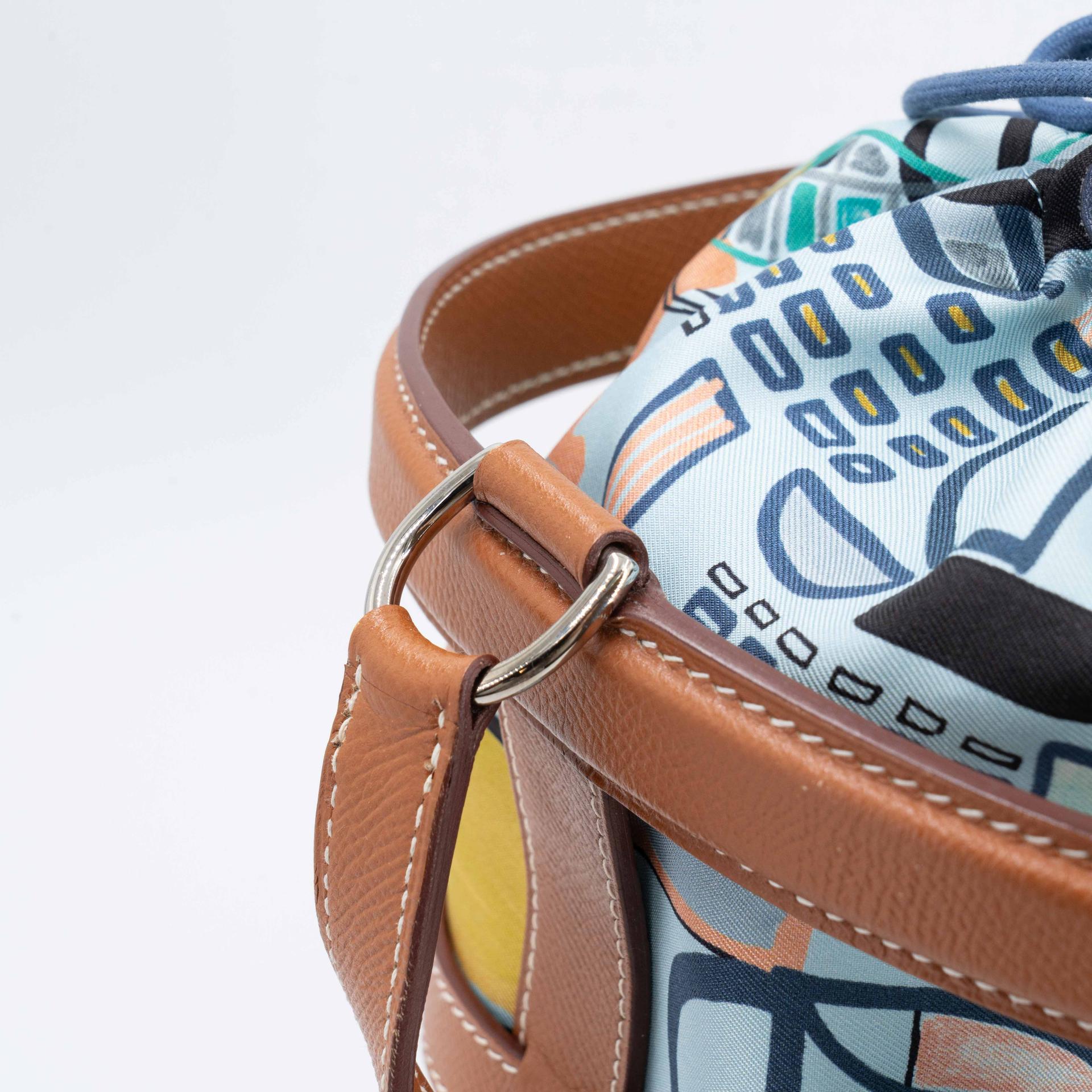 Very Good ( Rank A) HERMÈS Musardine Bucket bag Gold (37) Epsom silk Palladium hardware X (2016) - 8