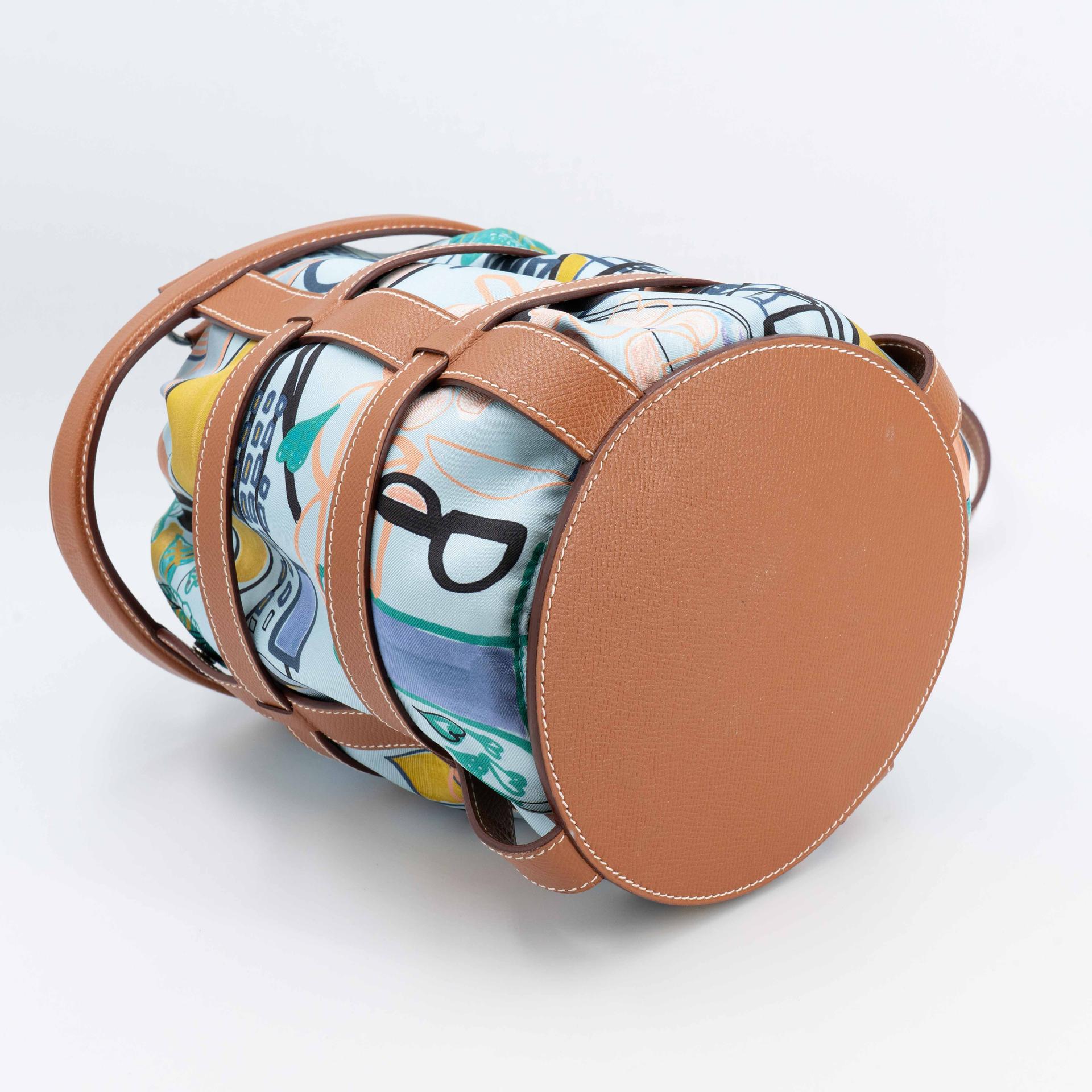 Very Good ( Rank A) HERMÈS Musardine Bucket bag Gold (37) Epsom silk Palladium hardware X (2016) - 7