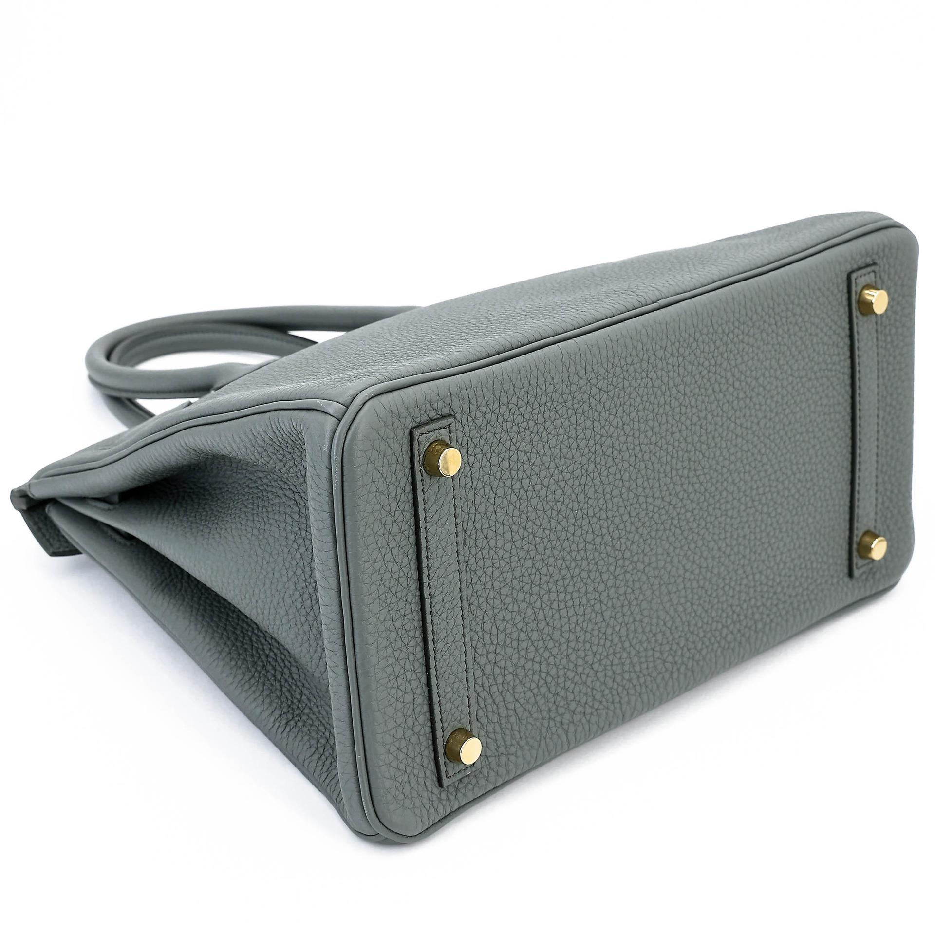Very Good ( Rank A) HERMÈS Birkin 30 Vert Amande (63) Togo Gold hardware D (2019) - 8