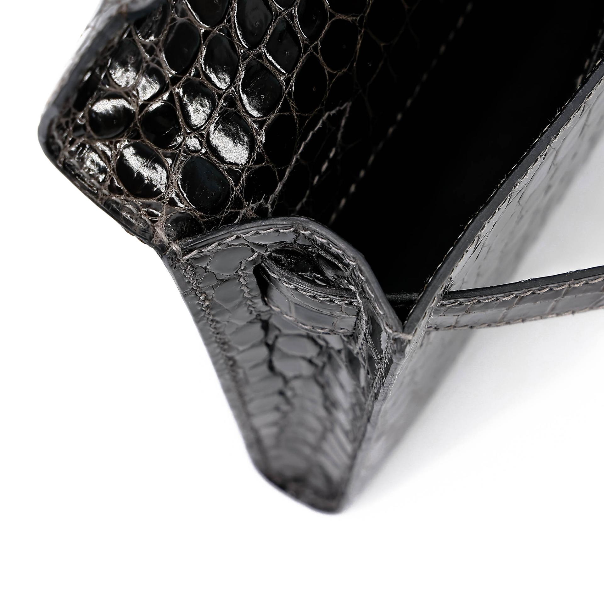 Very Good ( Rank A) HERMÈS Kelly Cut Graphite (88) Shiny Porosus Crocodile Palladium hardware Square R (2014) - 23