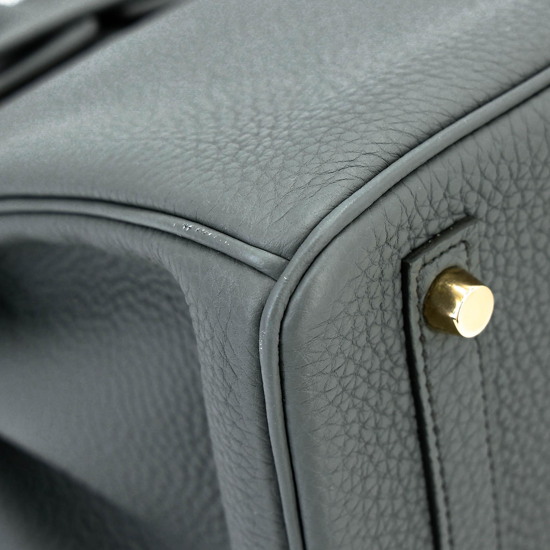 Very Good ( Rank A) HERMÈS Birkin 30 Vert Amande (63) Togo Gold hardware D (2019) - 10