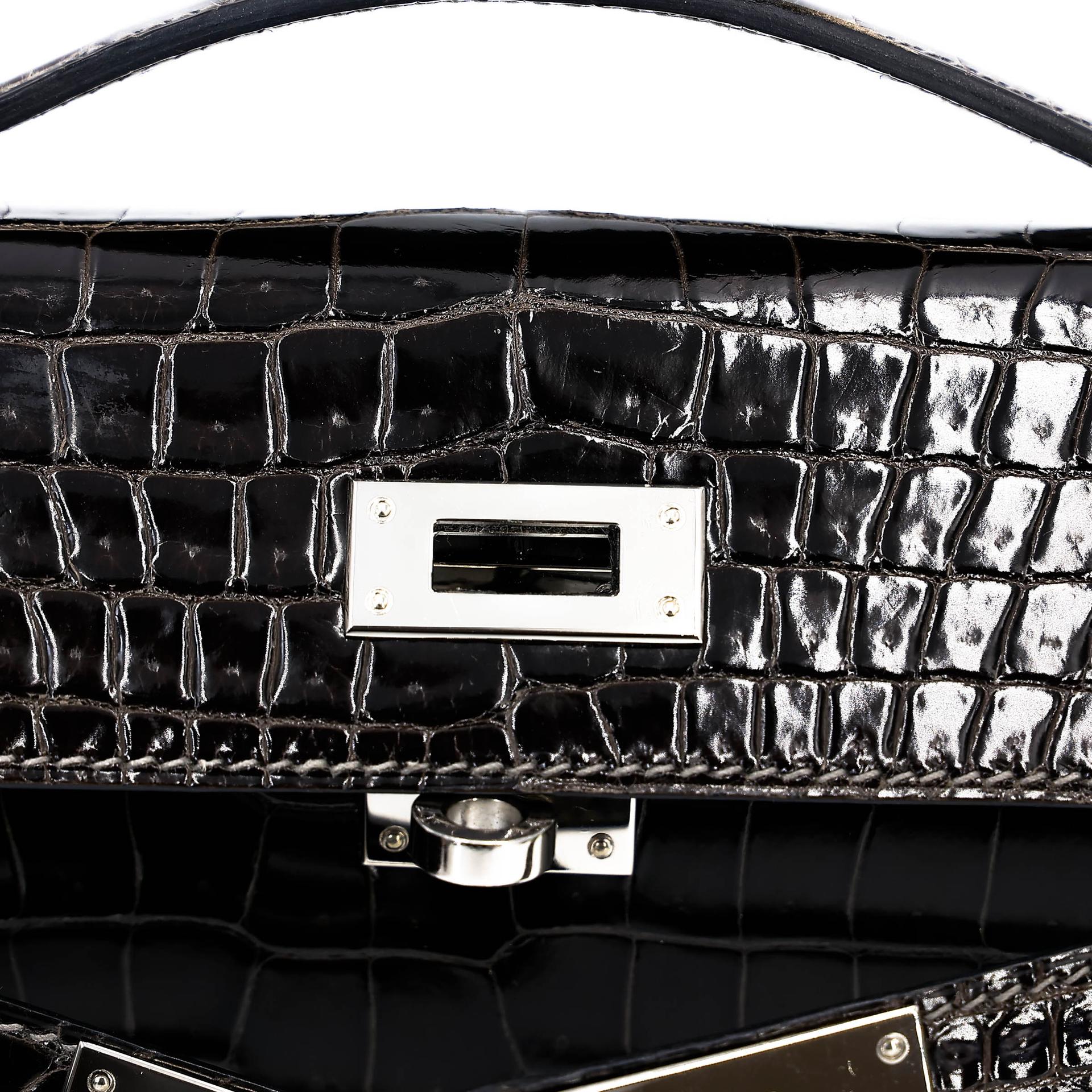 Very Good ( Rank A) HERMÈS Kelly Cut Graphite (88) Shiny Porosus Crocodile Palladium hardware Square R (2014) - 15