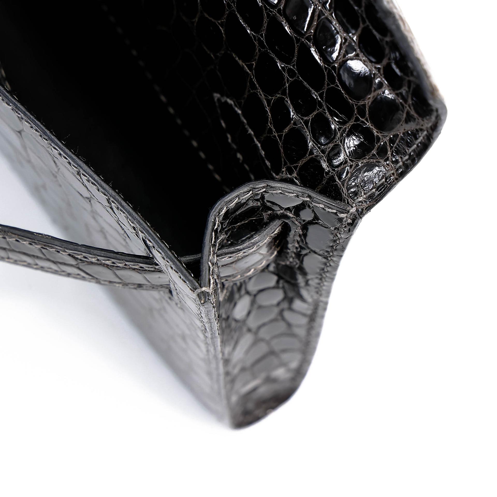 Very Good ( Rank A) HERMÈS Kelly Cut Graphite (88) Shiny Porosus Crocodile Palladium hardware Square R (2014) - 22
