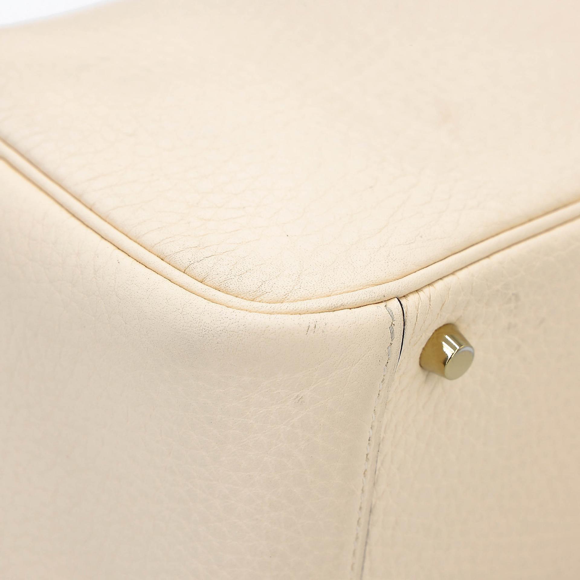 中古AB HERMÈS 愛馬仕 Mini Lindy I2 奶油白 Nata Clemence小牛皮 金扣 U刻 2022年 - 11