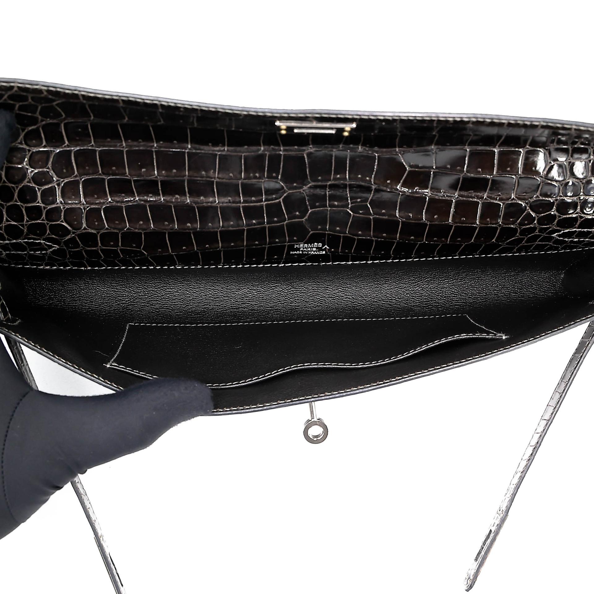 Very Good ( Rank A) HERMÈS Kelly Cut Graphite (88) Shiny Porosus Crocodile Palladium hardware Square R (2014) - 24