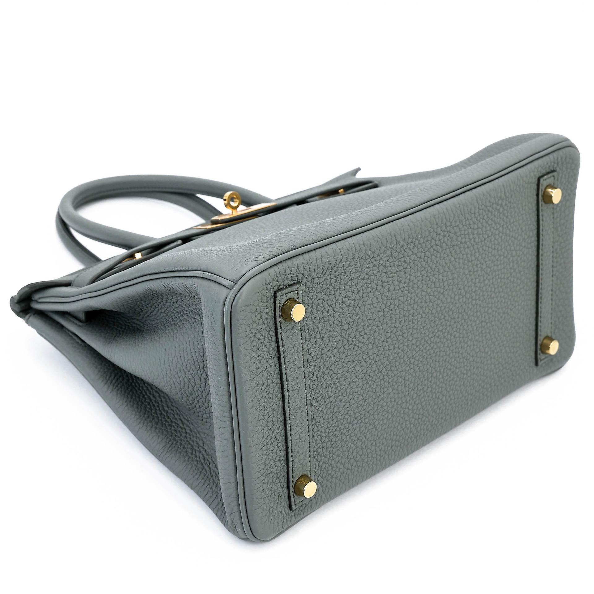 Very Good ( Rank A) HERMÈS Birkin 30 Vert Amande (63) Togo Gold hardware D (2019) - 6