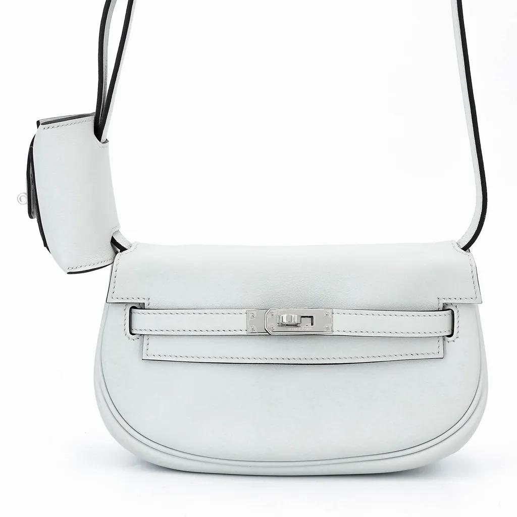 Kelly Moove M4 奶灰色 Gris Pale
