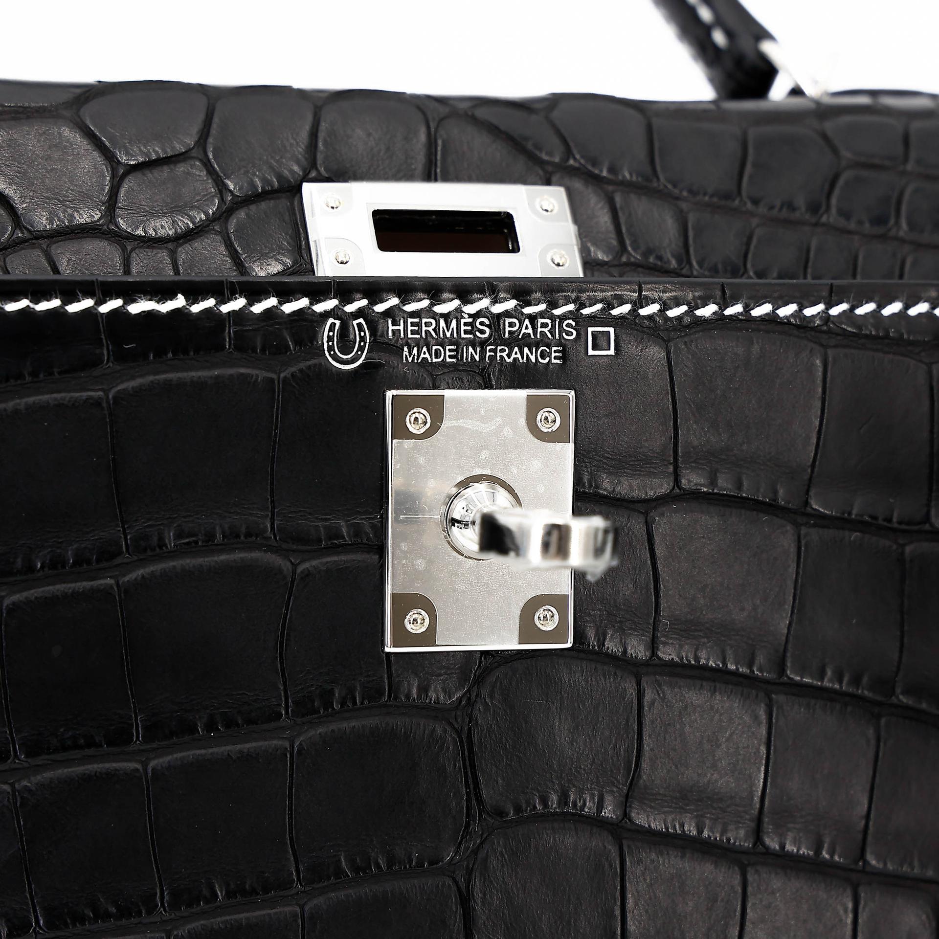 全新 HERMÈS 愛馬仕 馬蹄印定制 Mini Kelly 二代 HSS 89 黑色 Noir (Black) I2 奶油白 Nata □ 短吻鱷 霧面 銀扣 K刻 2025年 - 13