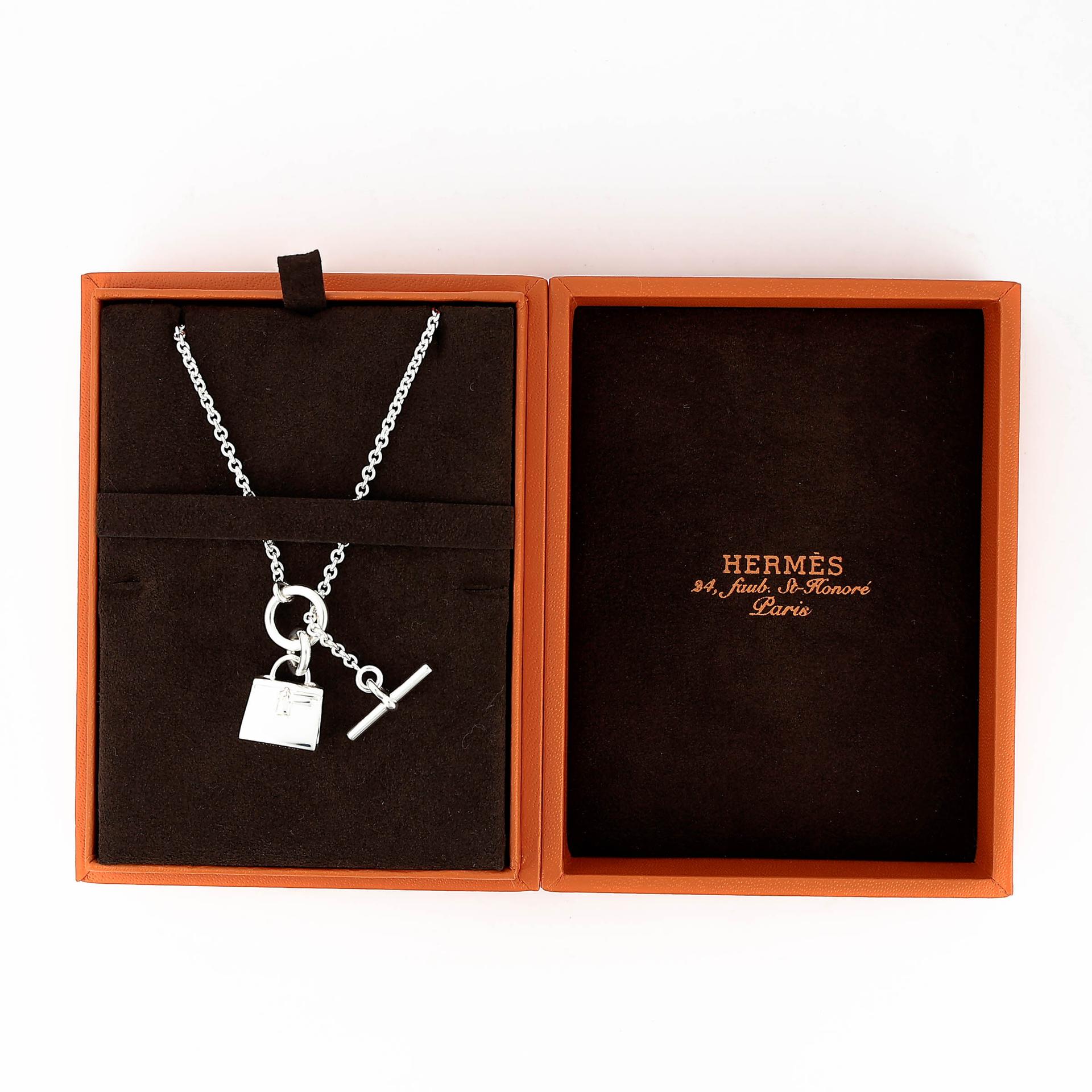 Brand New ( Rank N ) HERMÈS Amulettes Kelly Pendant Silver Silver 925 - 4
