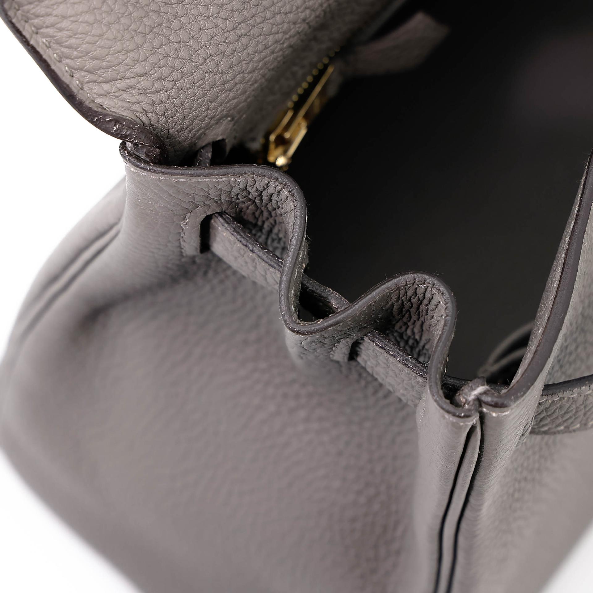 Excellent ( Rank SA ) HERMÈS Kelly 25 Gris Meyer (0L) Togo Gold hardware B (2023) - 18