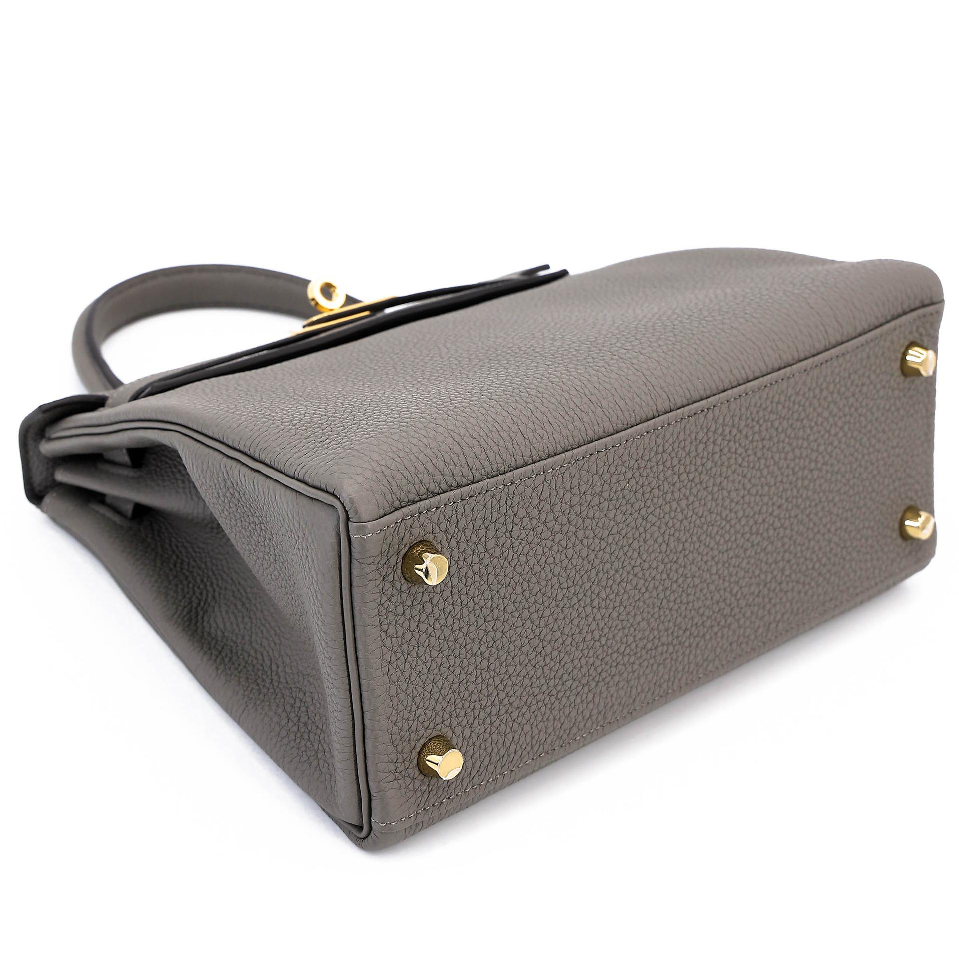 Excellent ( Rank SA ) HERMÈS Kelly 25 Gris Meyer (0L) Togo Gold hardware B (2023) - 5