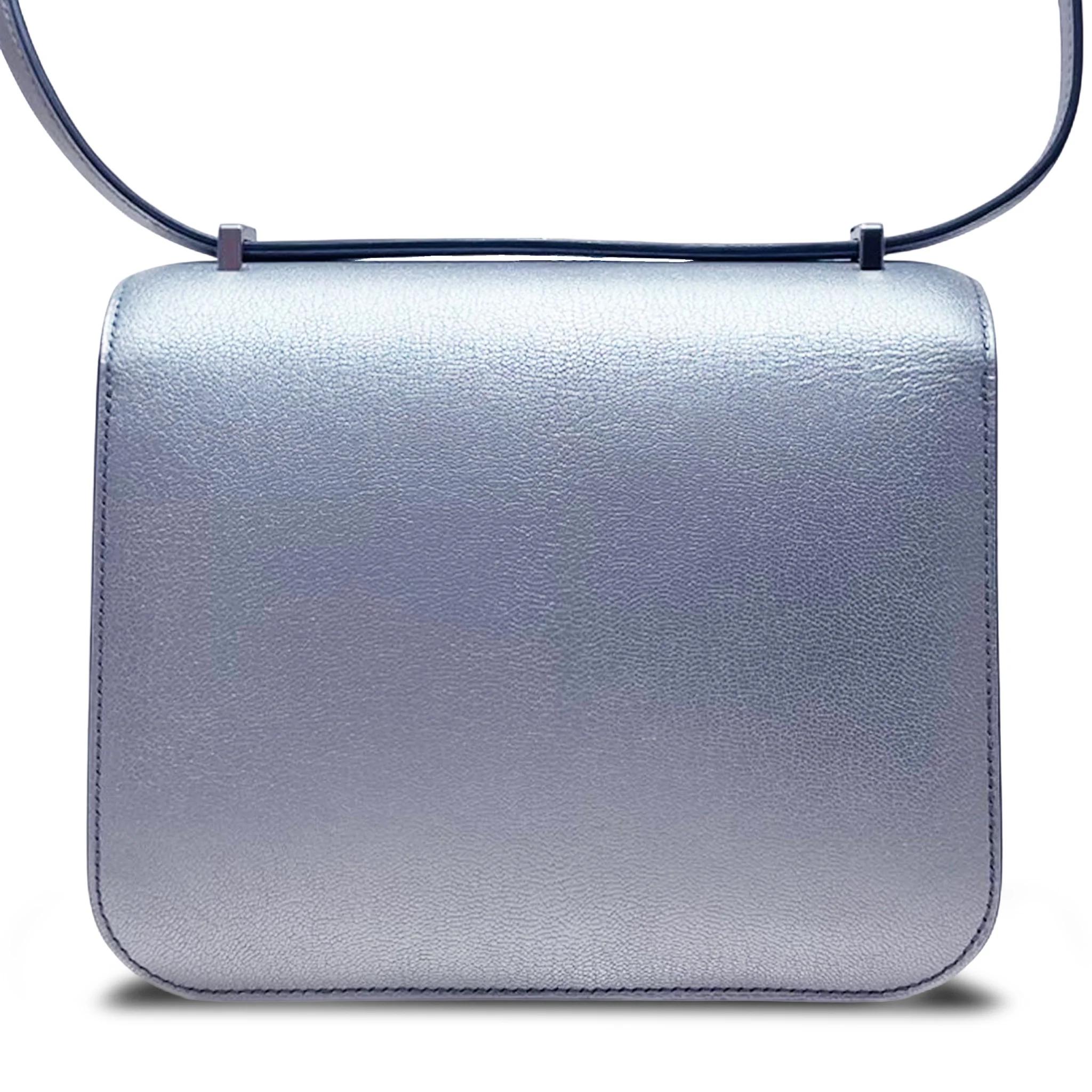 Constance Mini Argent (05)