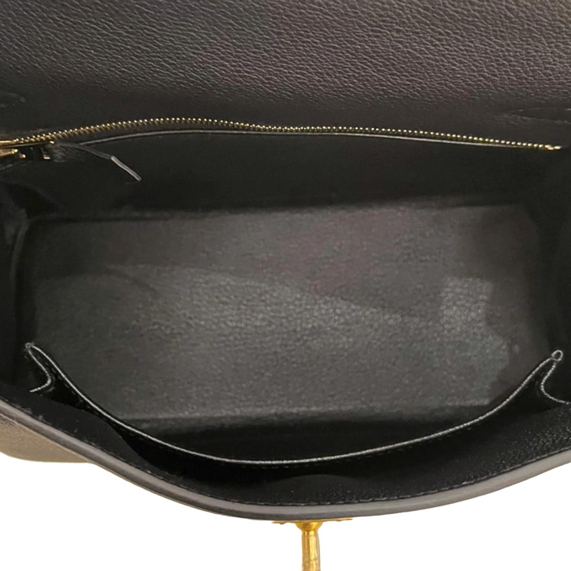 Unused ( Rank NS ) HERMÈS Kelly 25 Noir (89) Togo Brushed Gold hardware W (2024) - 10