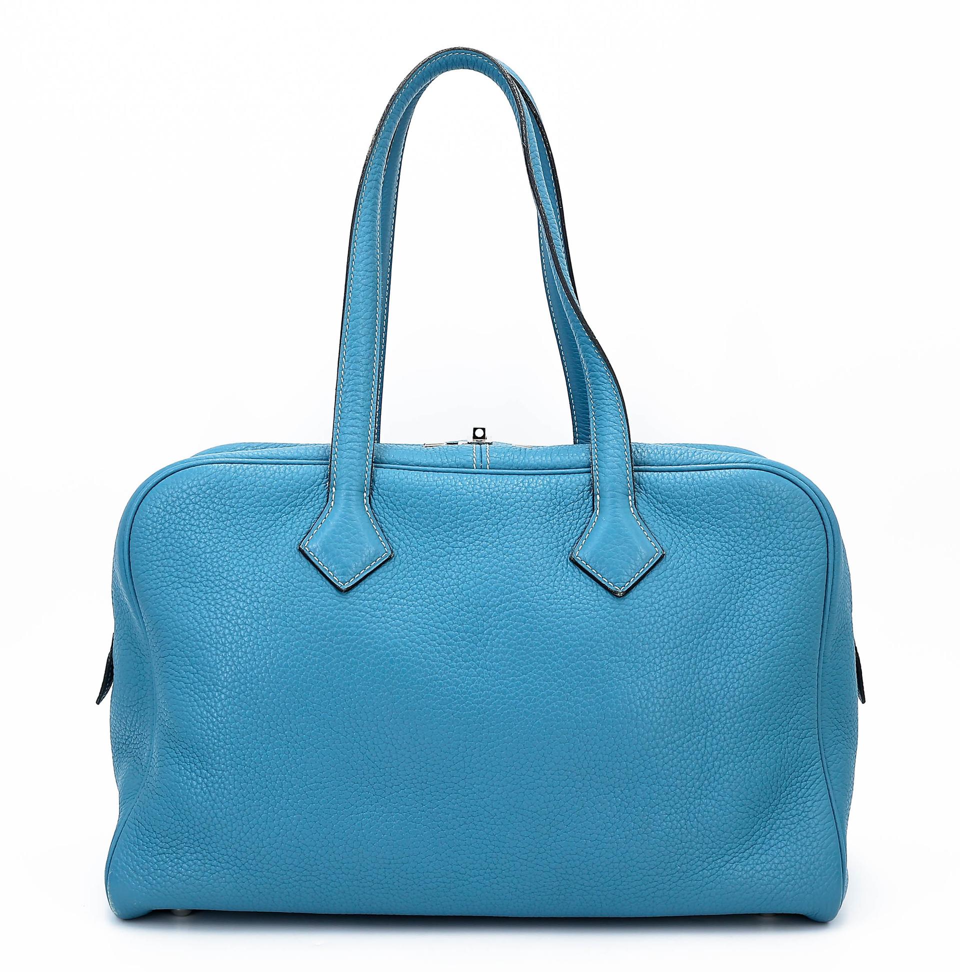 Good ( Rank AB) HERMÈS Victoria 35 Bleu Jean (75) Clemence Palladium hardware Square R (2014) - 1