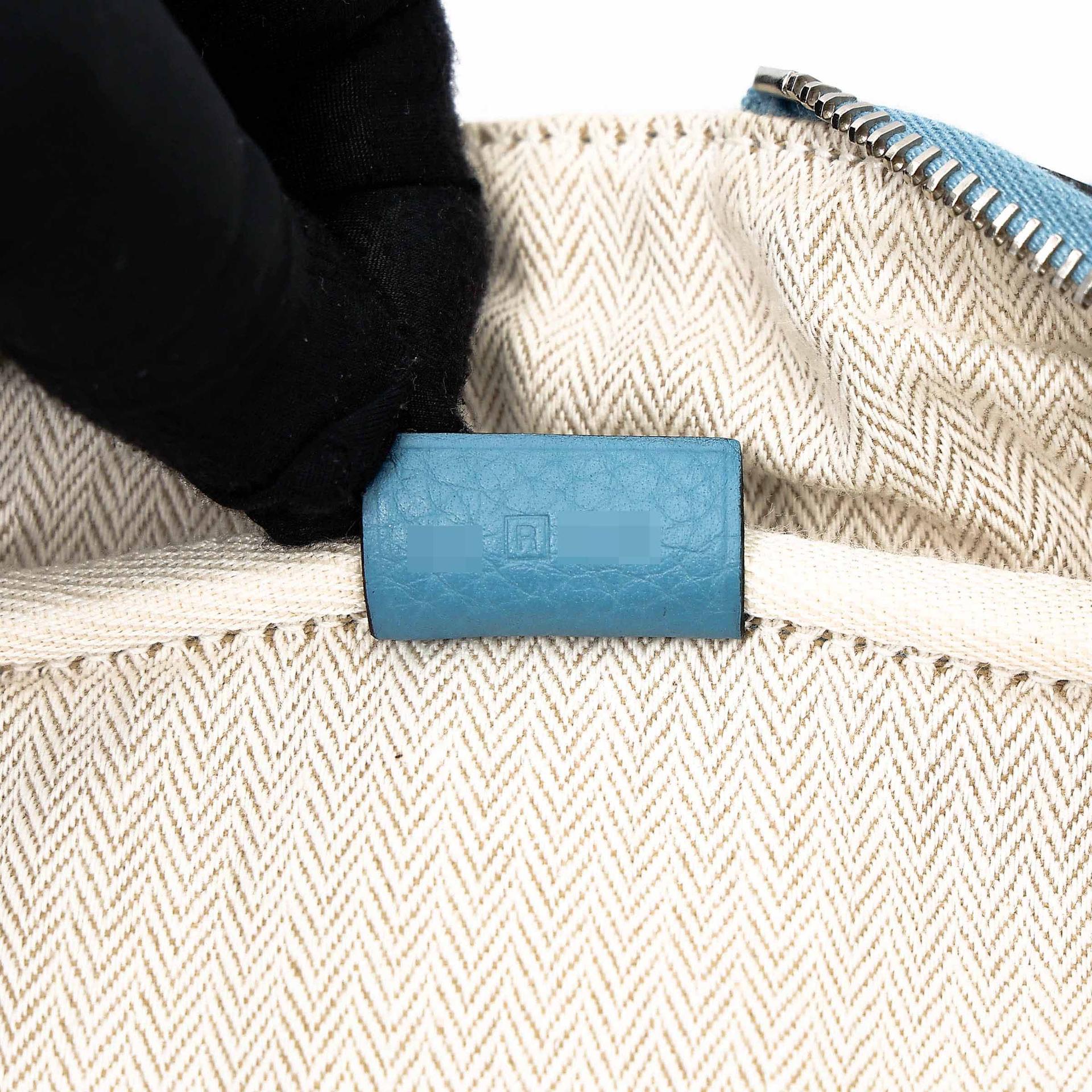 Good ( Rank AB) HERMÈS Victoria 35 Bleu Jean (75) Clemence Palladium hardware Square R (2014) - 25