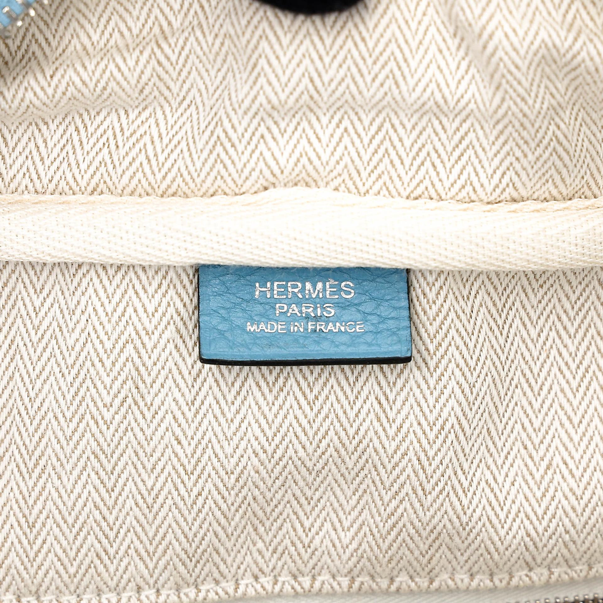 Good ( Rank AB) HERMÈS Victoria 35 Bleu Jean (75) Clemence Palladium hardware Square R (2014) - 24