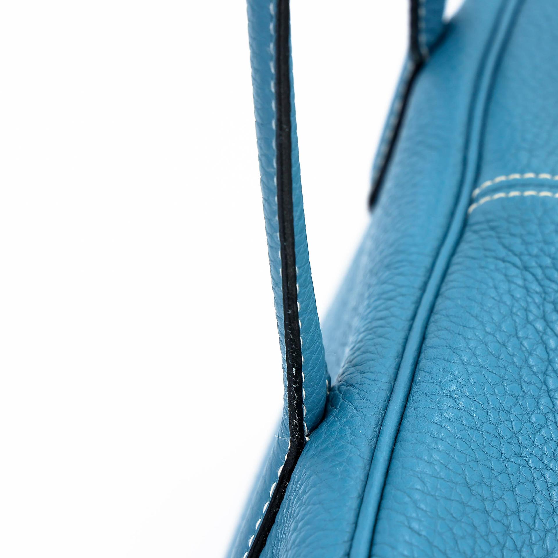 Good ( Rank AB) HERMÈS Victoria 35 Bleu Jean (75) Clemence Palladium hardware Square R (2014) - 22