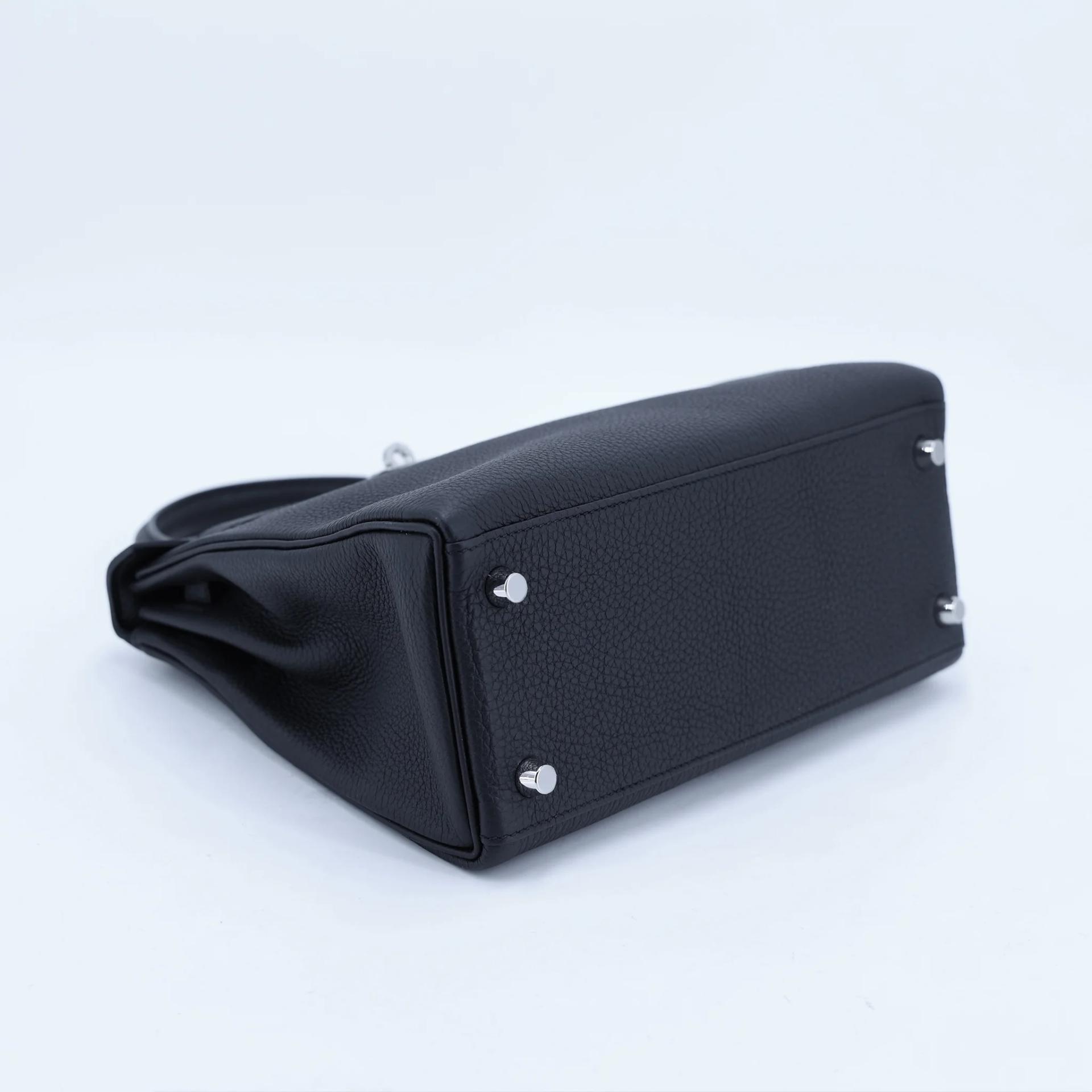 Unused ( Rank NS ) HERMÈS Kelly 25 Noir (89) Togo Palladium hardware W (2024) - 4