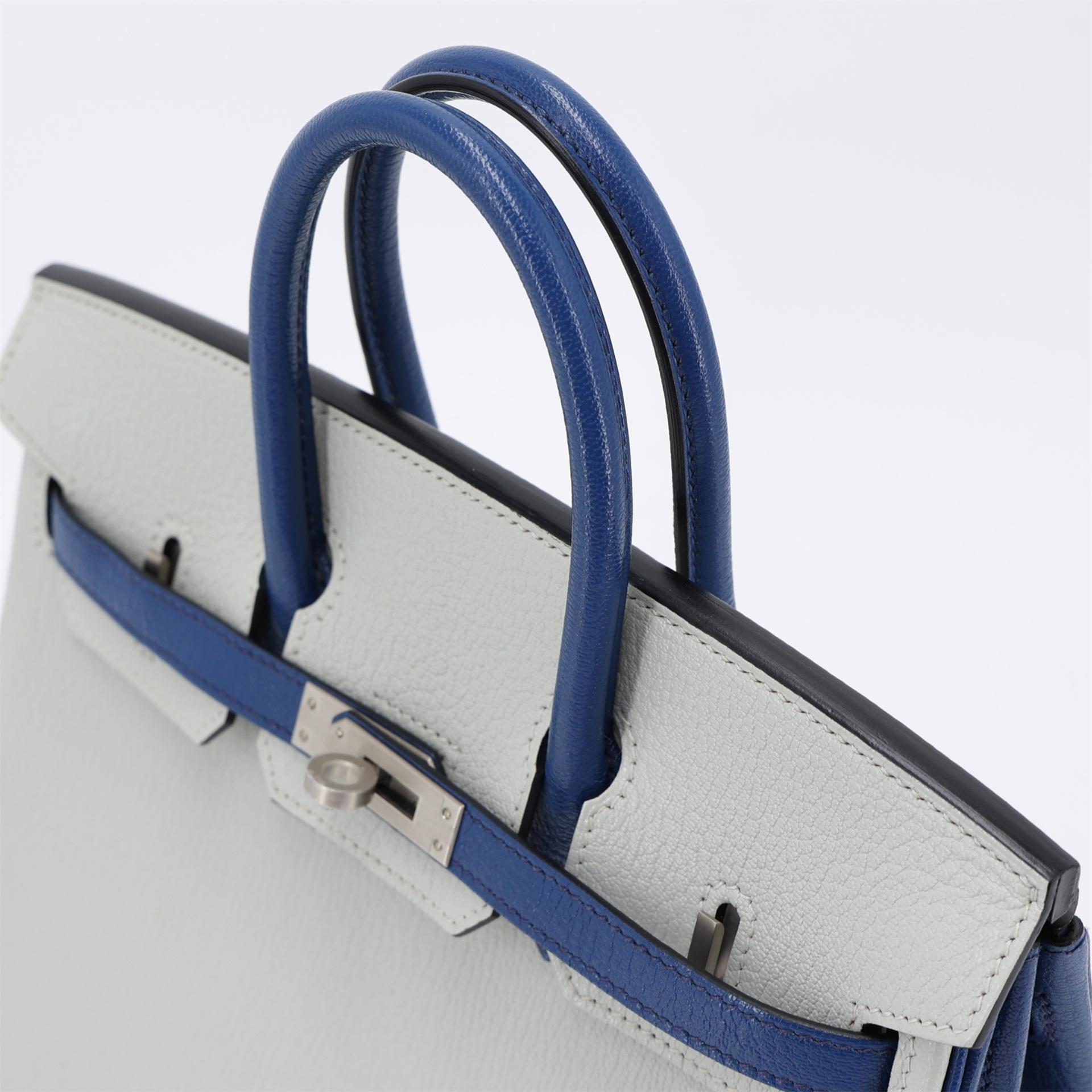 Excellent ( Rank SA ) HERMÈS Special Order Birkin 25 Bleu Saphir (73) Gris Perle (80) Chevre Brushed Palladium Y (2020) - 3