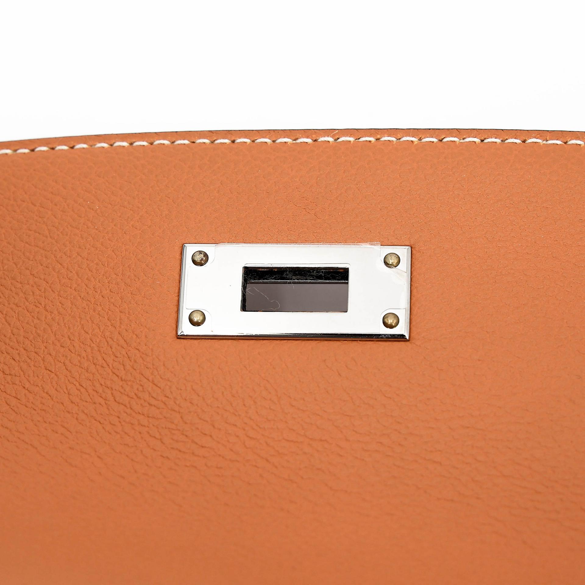 未使用保存品 HERMÈS 爱马仕 Kelly depeches 25 公文包 1H 太妃金 Toffee Evercolor皮 银扣 Y刻 2020年 - 13