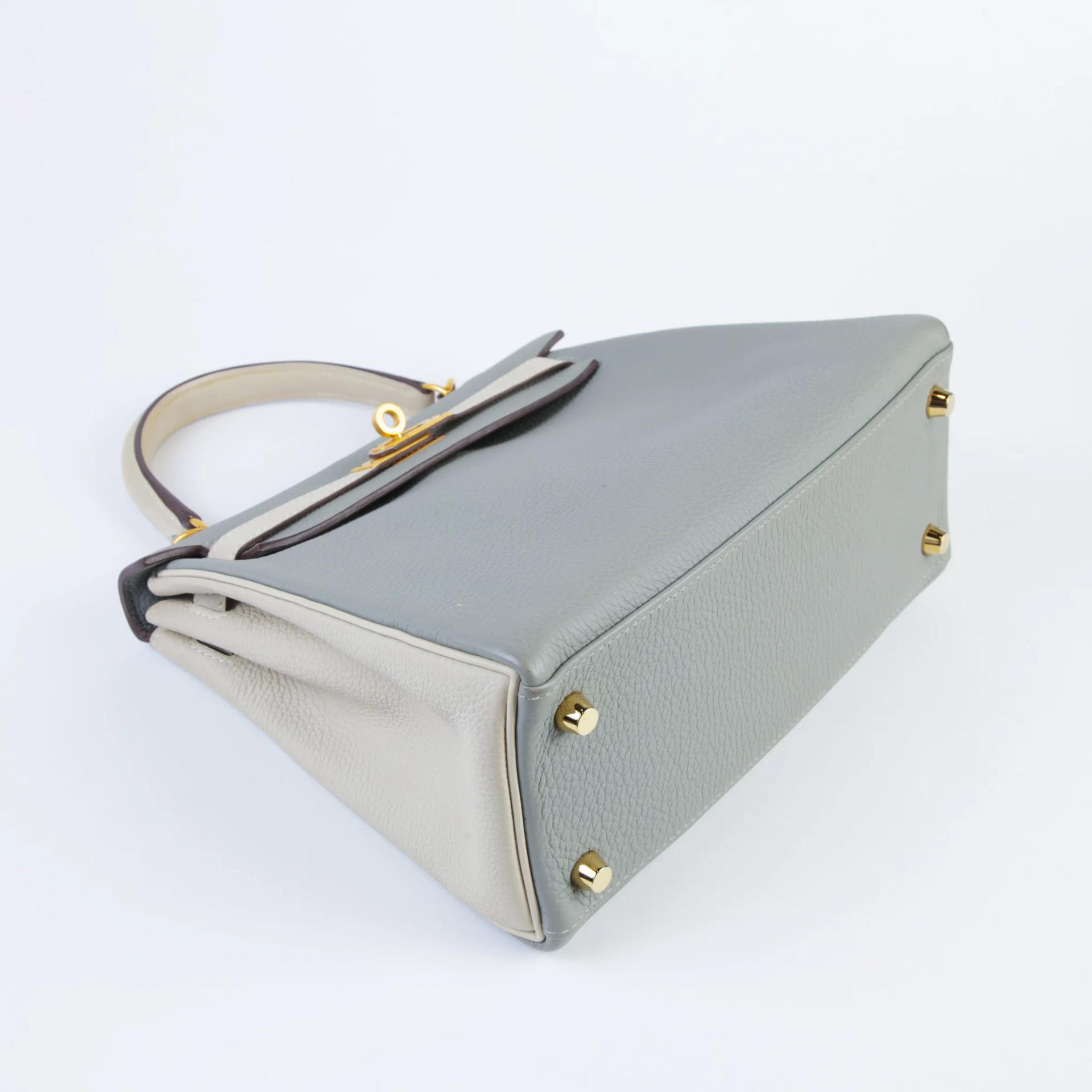 中古AB HERMÈS 愛馬仕 馬蹄印定制 Kelly 25 4Z 海鷗灰 Gris Mouette 8L 冰川白 Beton Togo小牛皮 拉絲金扣 C刻 2018年 - 4