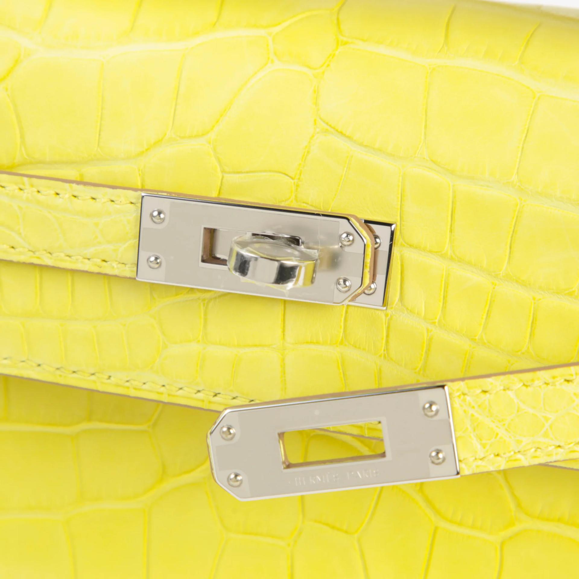 Brand New ( Rank N ) HERMÈS Kelly Pochette Lime (9R) Matte Alligator Palladium hardware K (2025) - 8