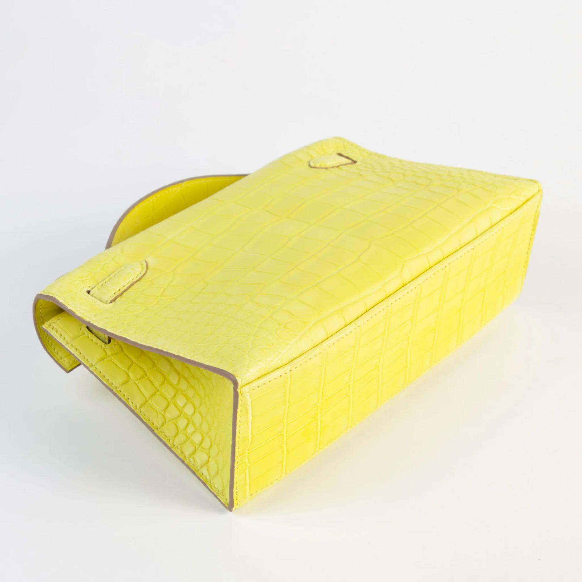 Brand New ( Rank N ) HERMÈS Kelly Pochette Lime (9R) Matte Alligator Palladium hardware K (2025) - 6