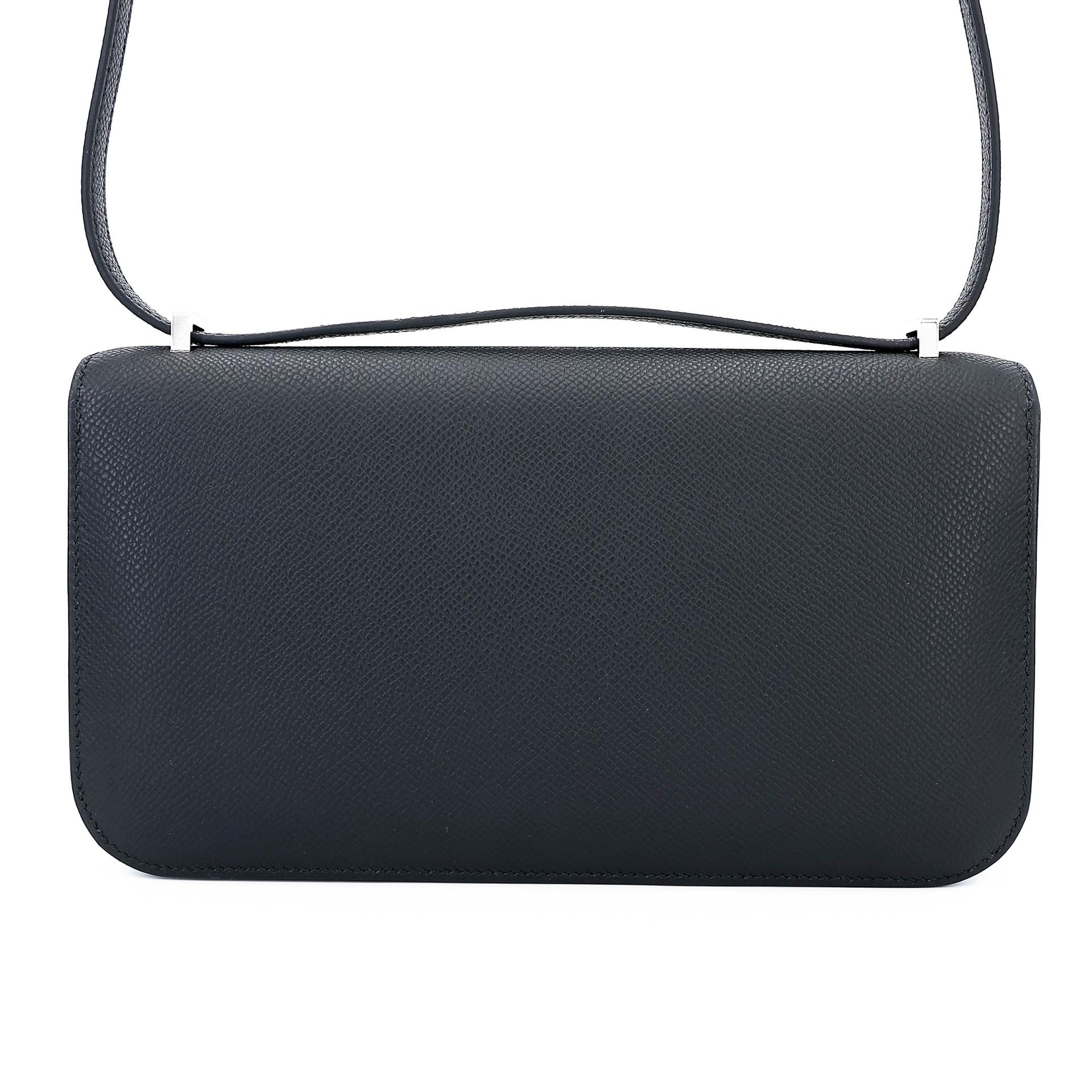 Constance Elan Noir (89)