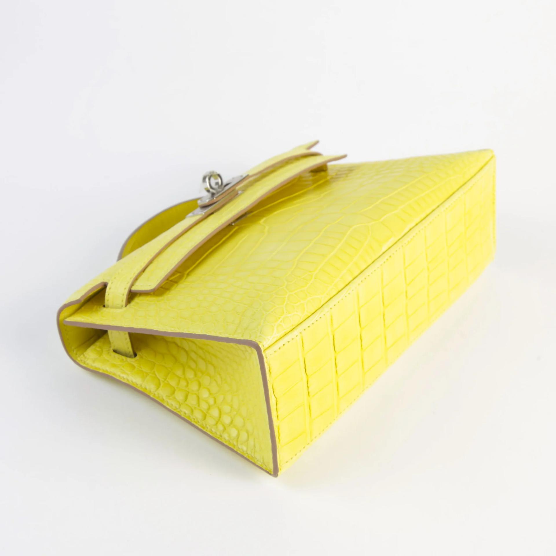 Brand New ( Rank N ) HERMÈS Kelly Pochette Lime (9R) Matte Alligator Palladium hardware K (2025) - 4
