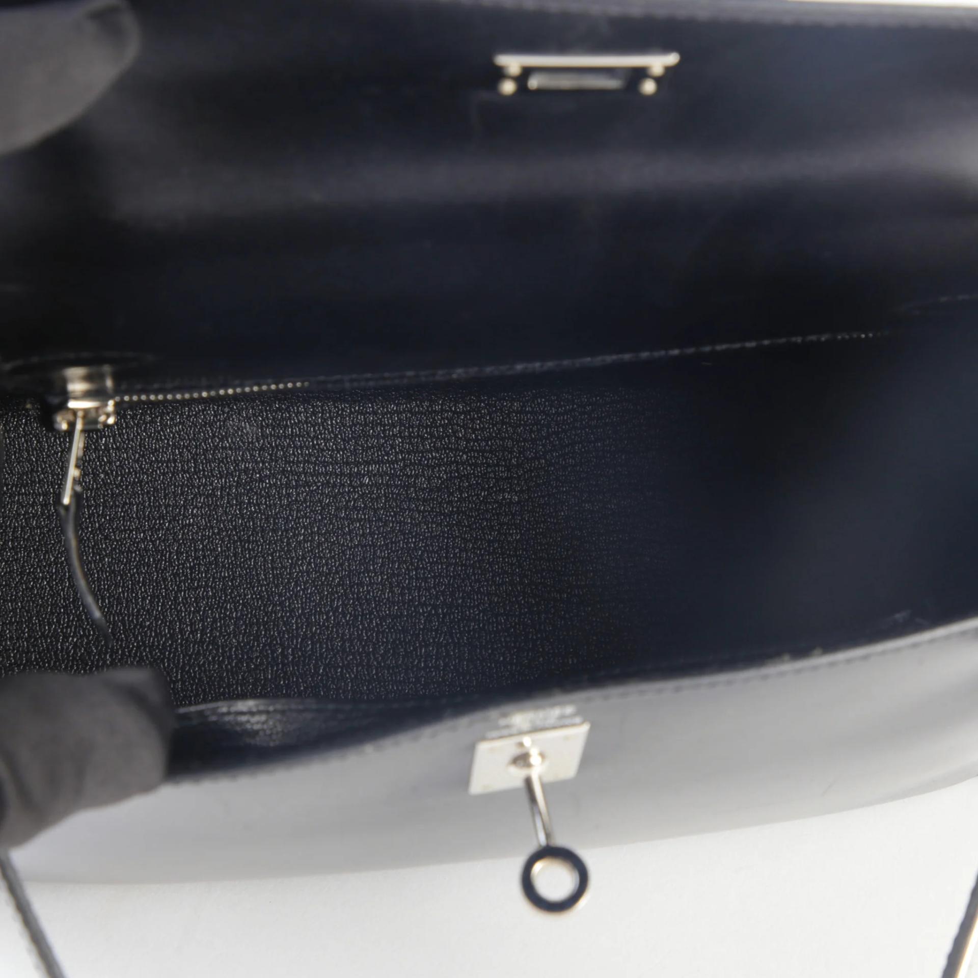 Good ( Rank AB) HERMÈS Kelly 25 Sellier Noir (89) Box-calf Palladium hardware Square L (2008) - 12