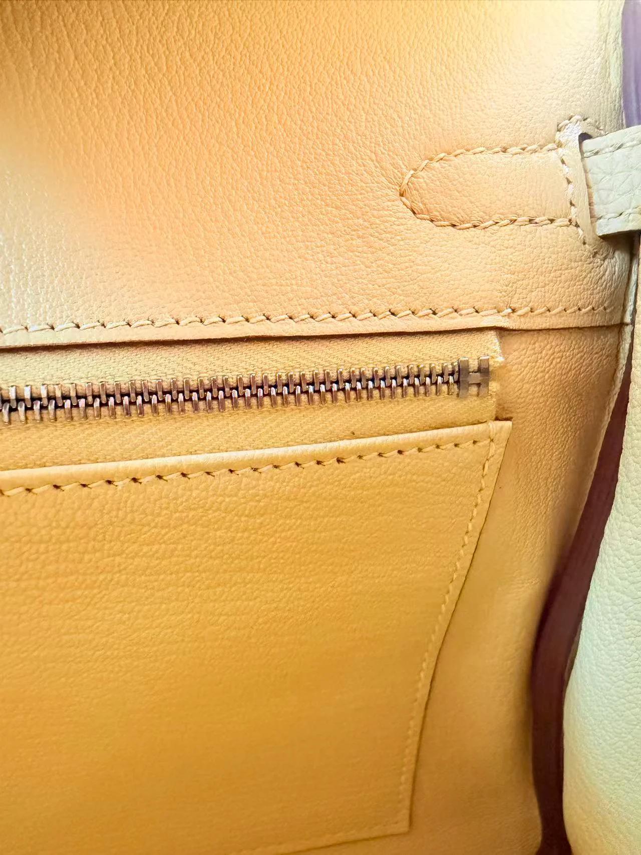 Excellent ( Rank SA ) HERMÈS Birkin 25 Jaune Poussin (1Z) Togo Palladium hardware B (2023) - 27