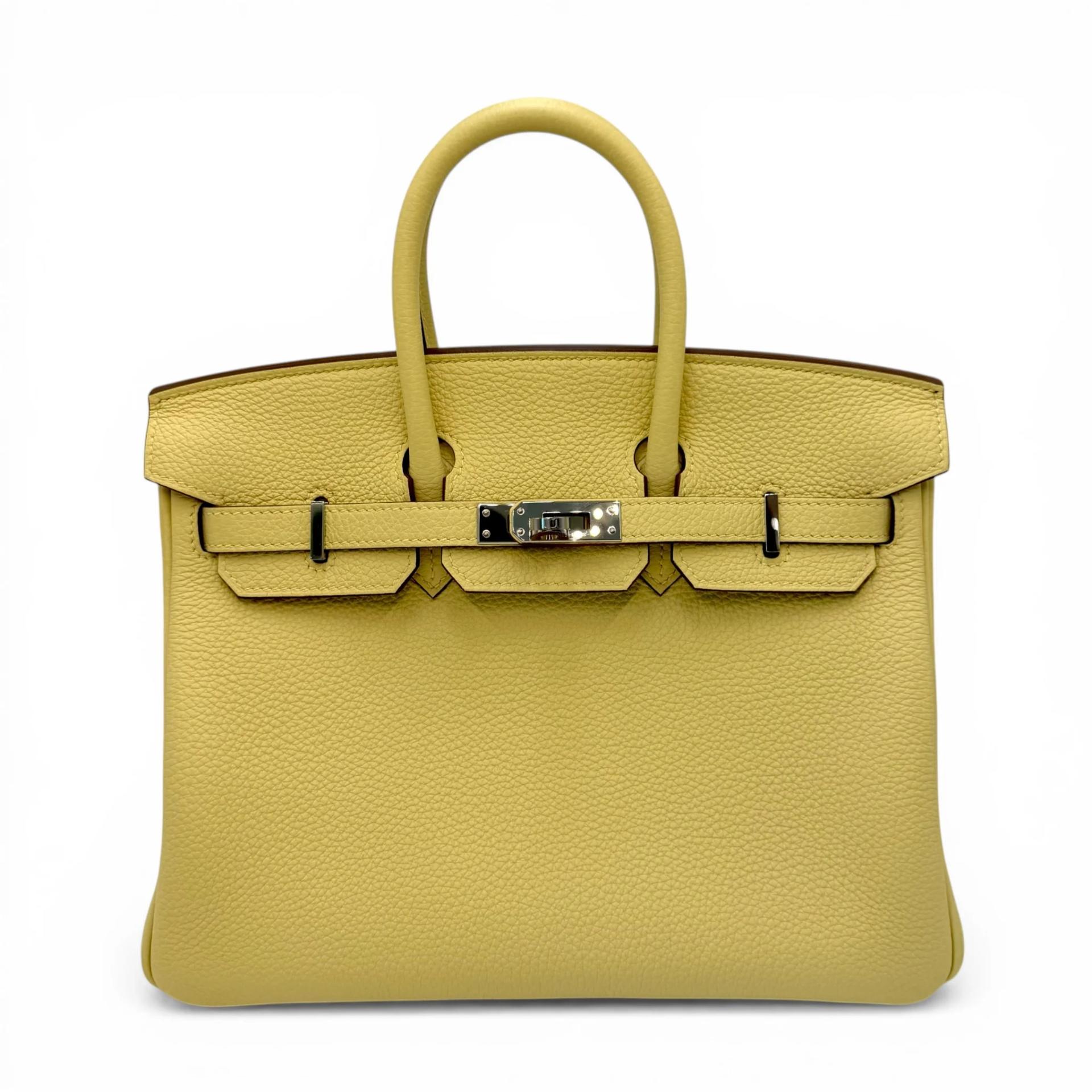 Excellent ( Rank SA ) HERMÈS Birkin 25 Jaune Poussin (1Z) Togo Palladium hardware B (2023) - 1