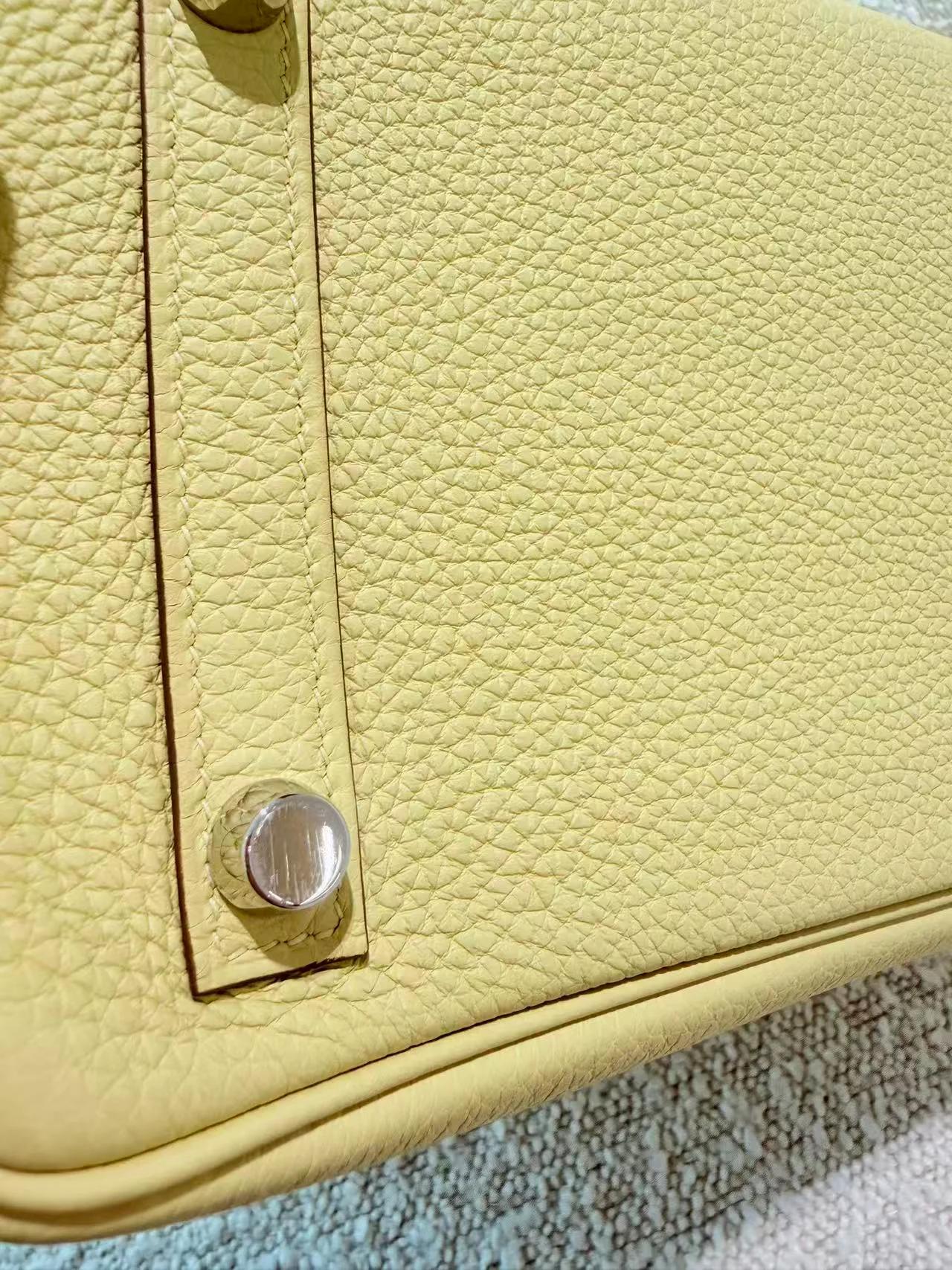 Excellent ( Rank SA ) HERMÈS Birkin 25 Jaune Poussin (1Z) Togo Palladium hardware B (2023) - 18