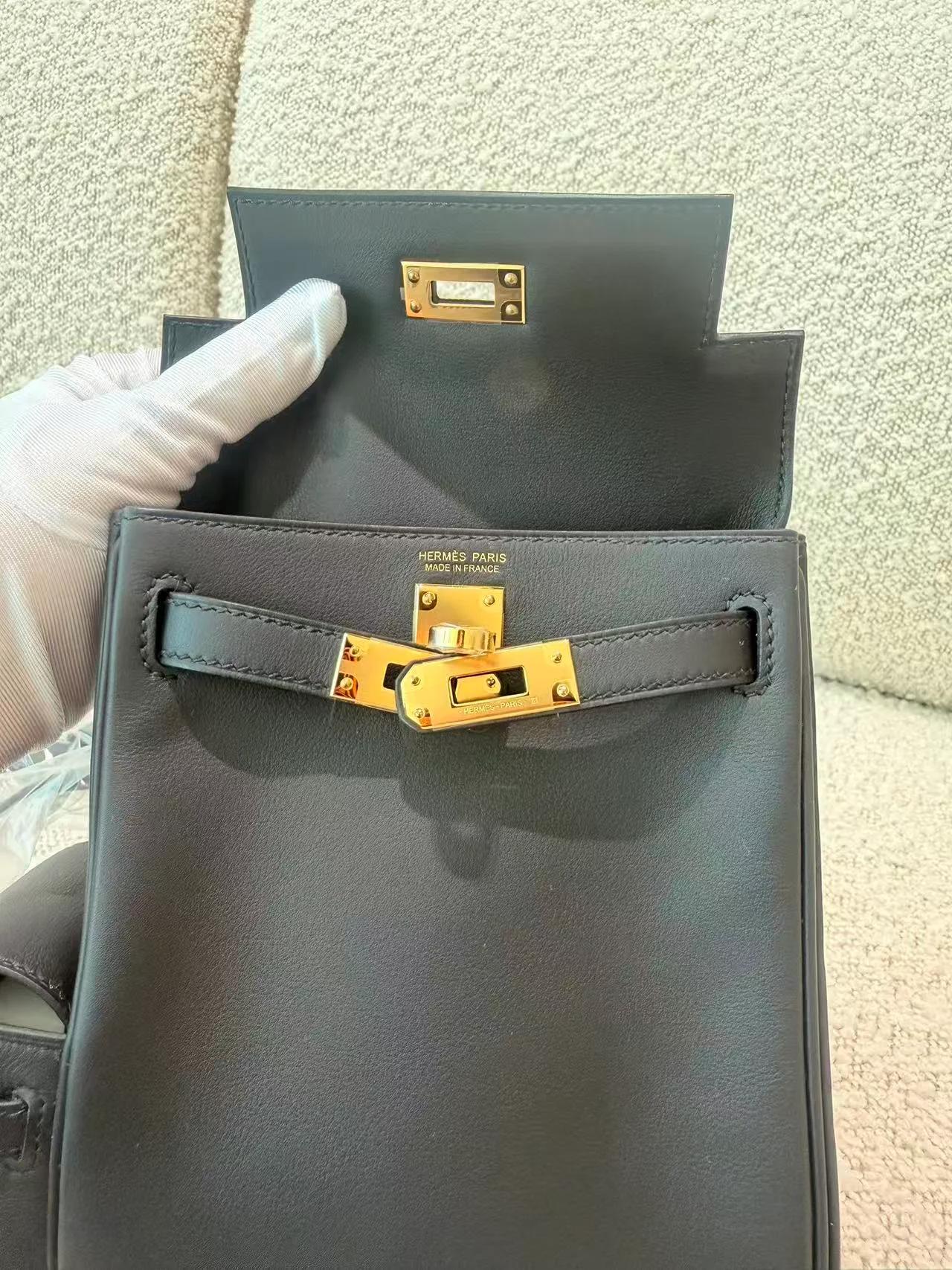 Brand New ( Rank N ) HERMÈS Kelly Jump Noir (89) Swift Gold hardware K (2025) - 11