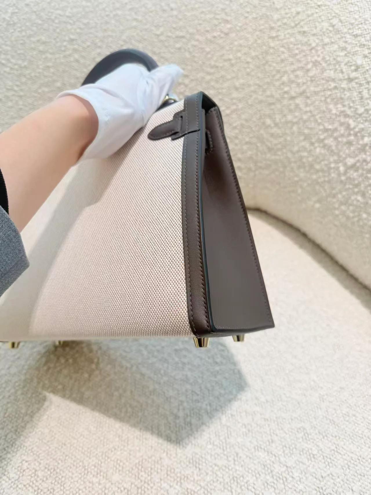 Brand New ( Rank N ) HERMÈS Kelly 25 Sellier Ecorce (4C) Beige Swift Toile H canvas Permabrass hardware K (2025) - 9
