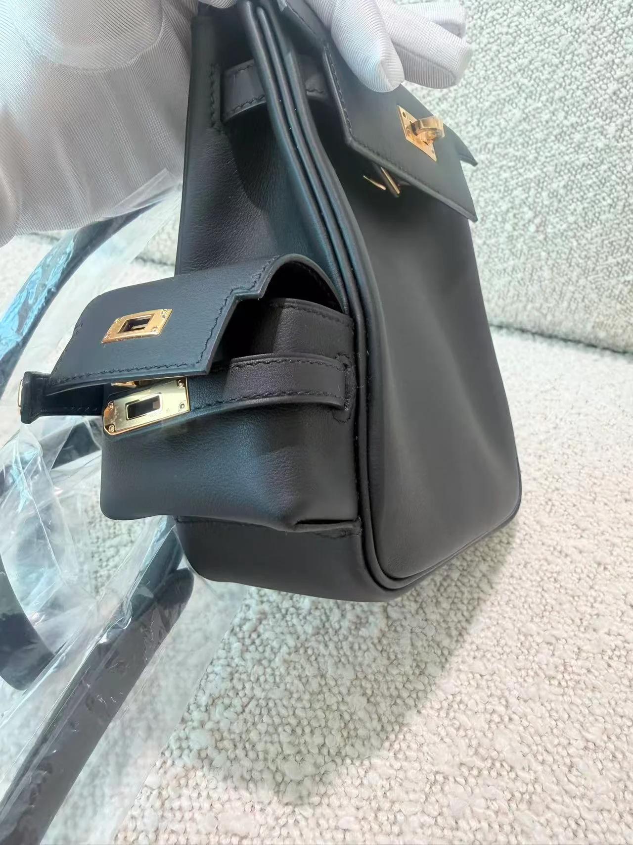 Brand New ( Rank N ) HERMÈS Kelly Jump Noir (89) Swift Gold hardware K (2025) - 10