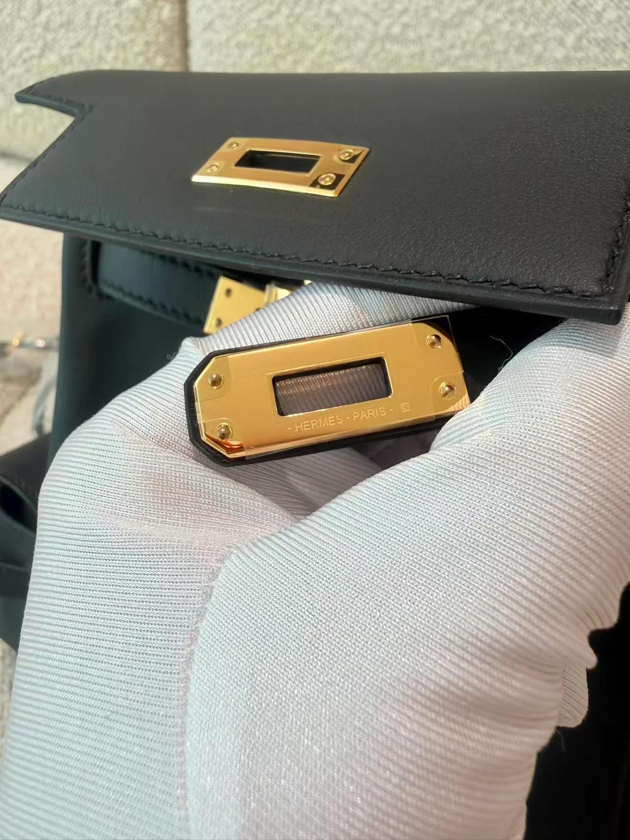 Brand New ( Rank N ) HERMÈS Kelly Jump Noir (89) Swift Gold hardware K (2025) - 13