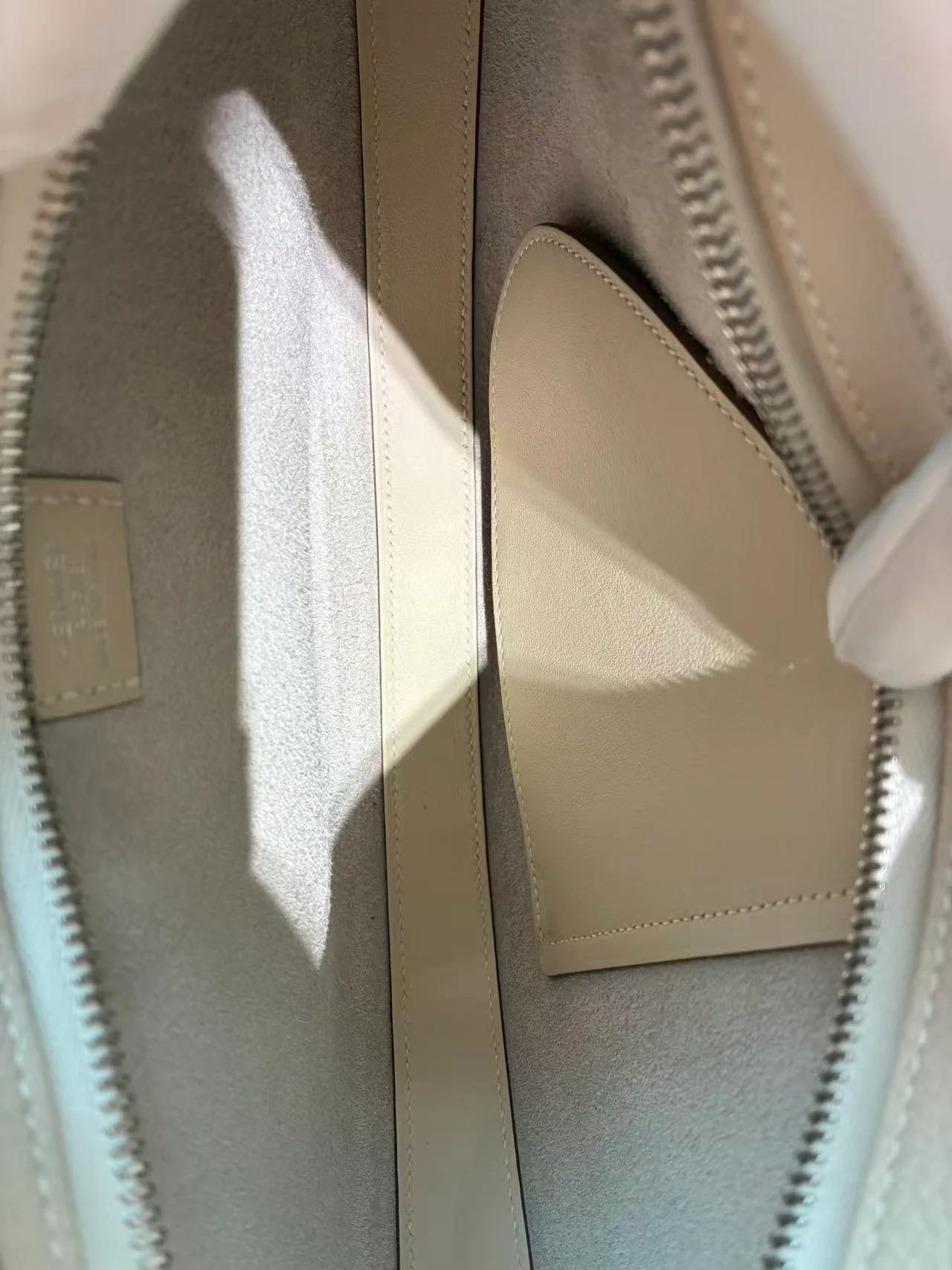 Brand New ( Rank N ) HERMÈS P'tit Arcon Shoulder bag Craie (10) Togo Swift Palladium hardware K (2025) - 17