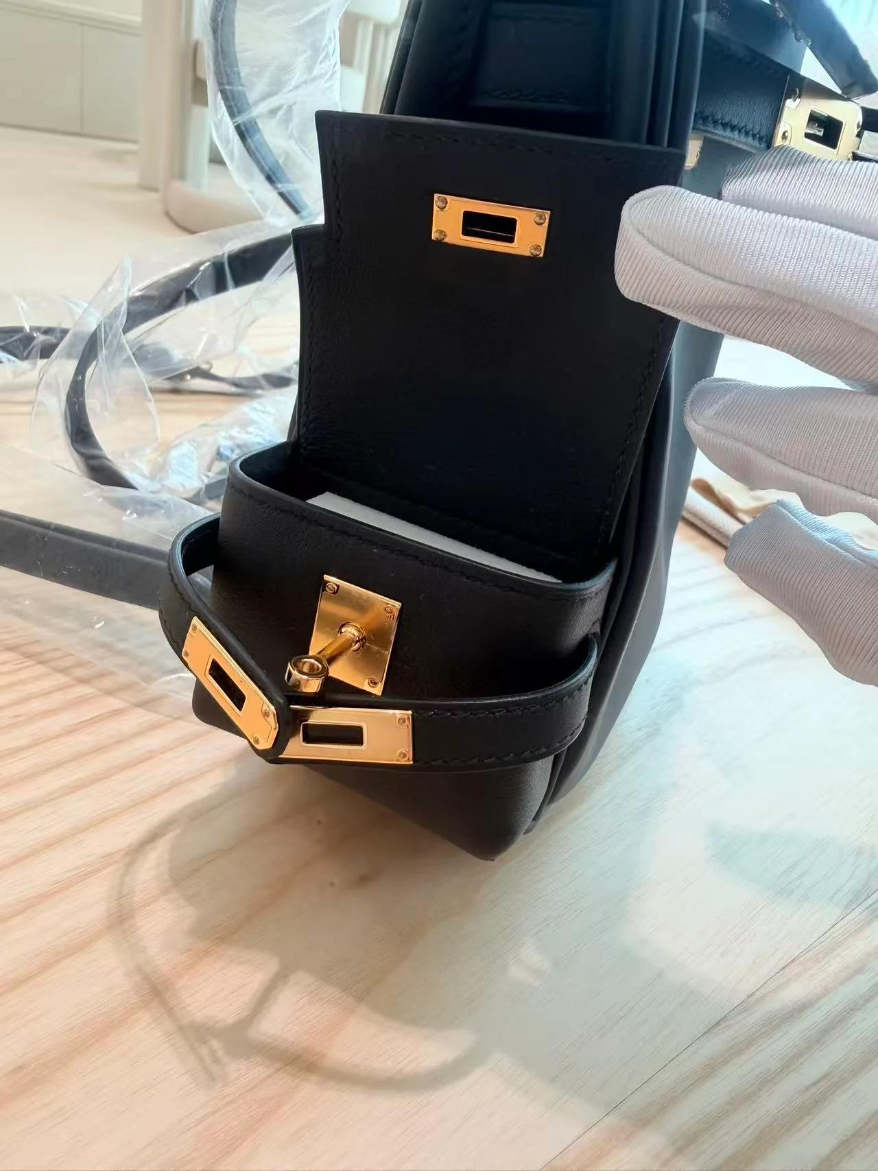 Brand New ( Rank N ) HERMÈS Kelly Jump Noir (89) Swift Gold hardware K (2025) - 17