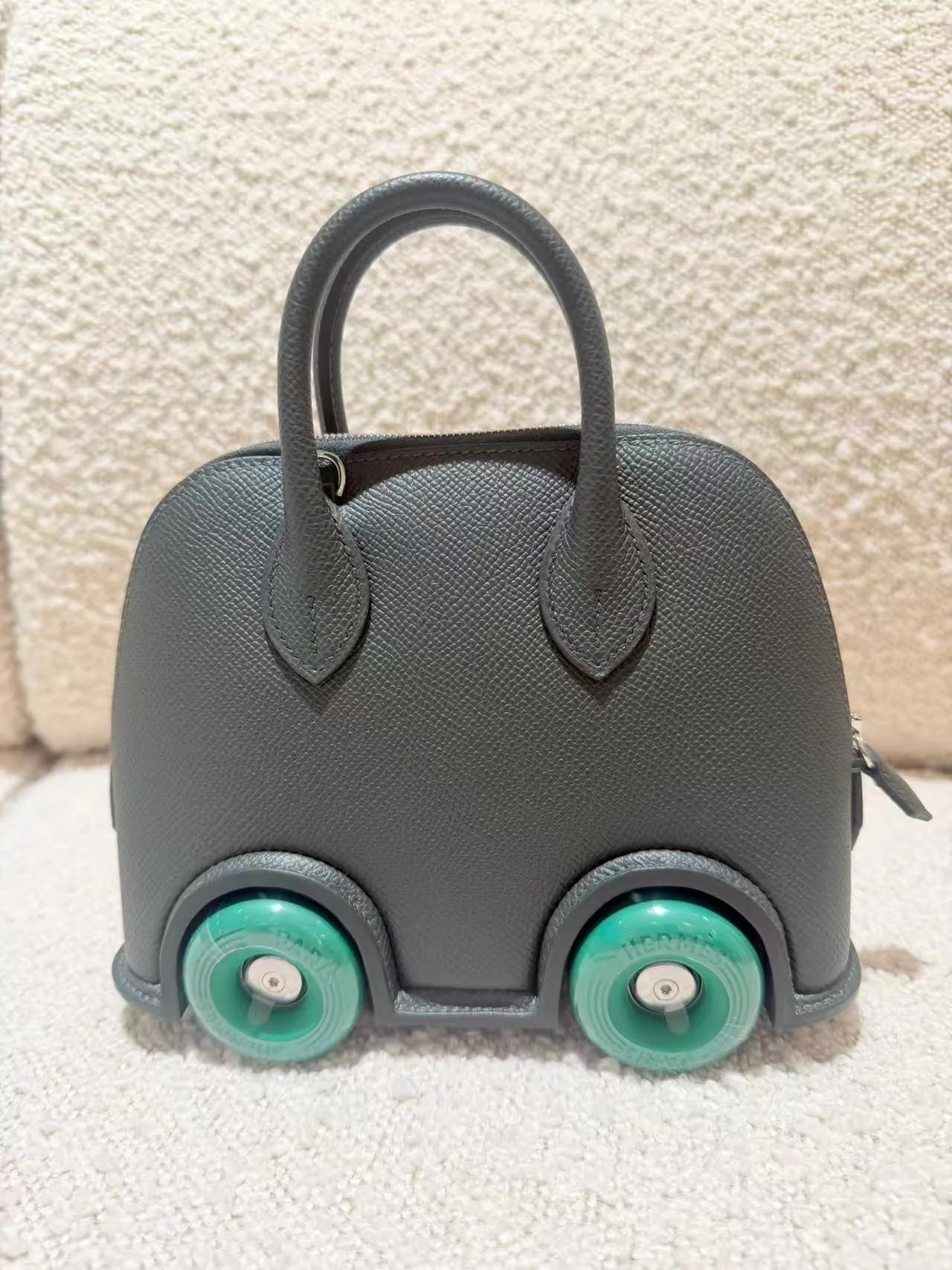Brand New ( Rank N ) HERMÈS Limited Edition Bolide On Wheels Vert Vertigo (U4) Vert Mangrove (Q0) Epsom Palladium hardware K (2025) - 5