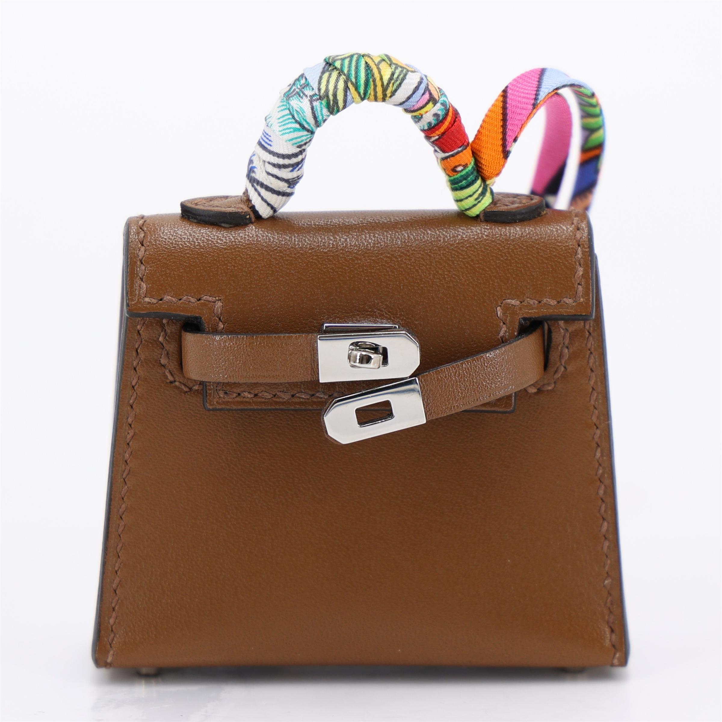 Excellent ( Rank SA ) HERMÈS Kelly Twilly charm Alezan (3G) Tadelakt Palladium hardware Z (2021) - 9