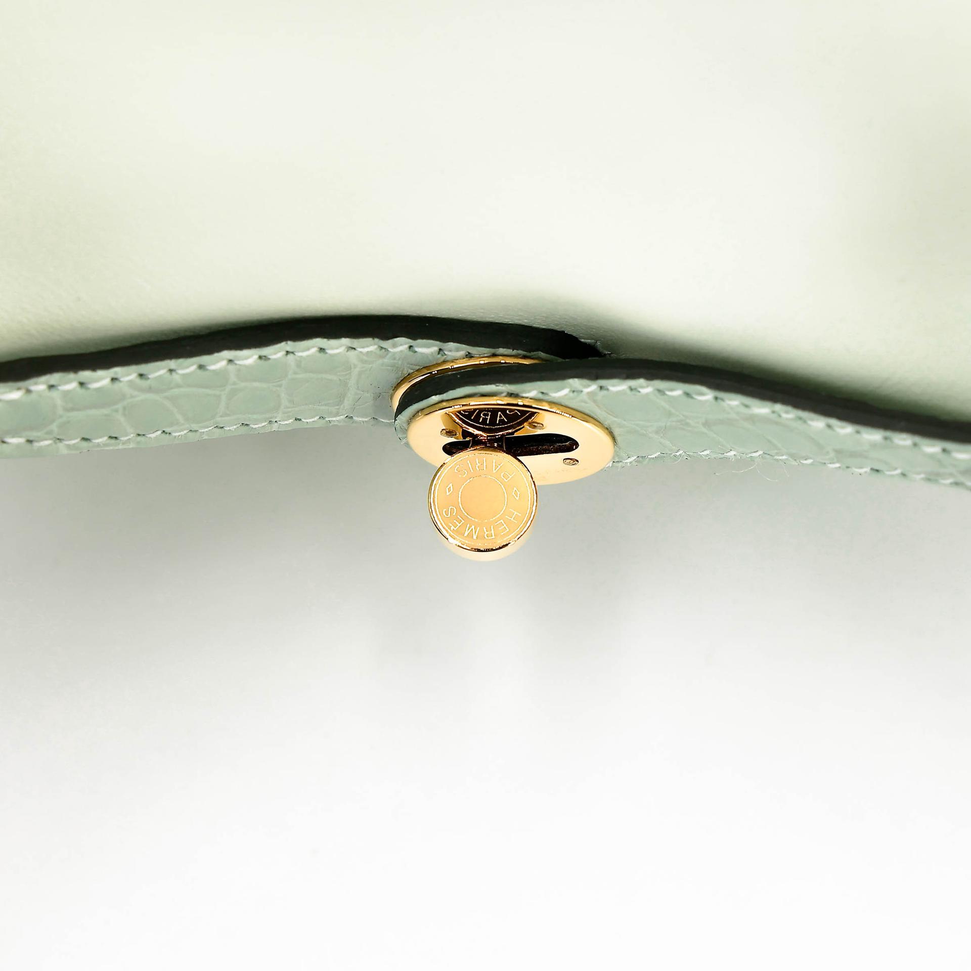 Excellent ( Rank SA ) HERMÈS Mini Lindy Touch Vert Fizz (0S) Vert d’Eau (6U) Swift Matte Alligator Gold hardware B (2023) - 13