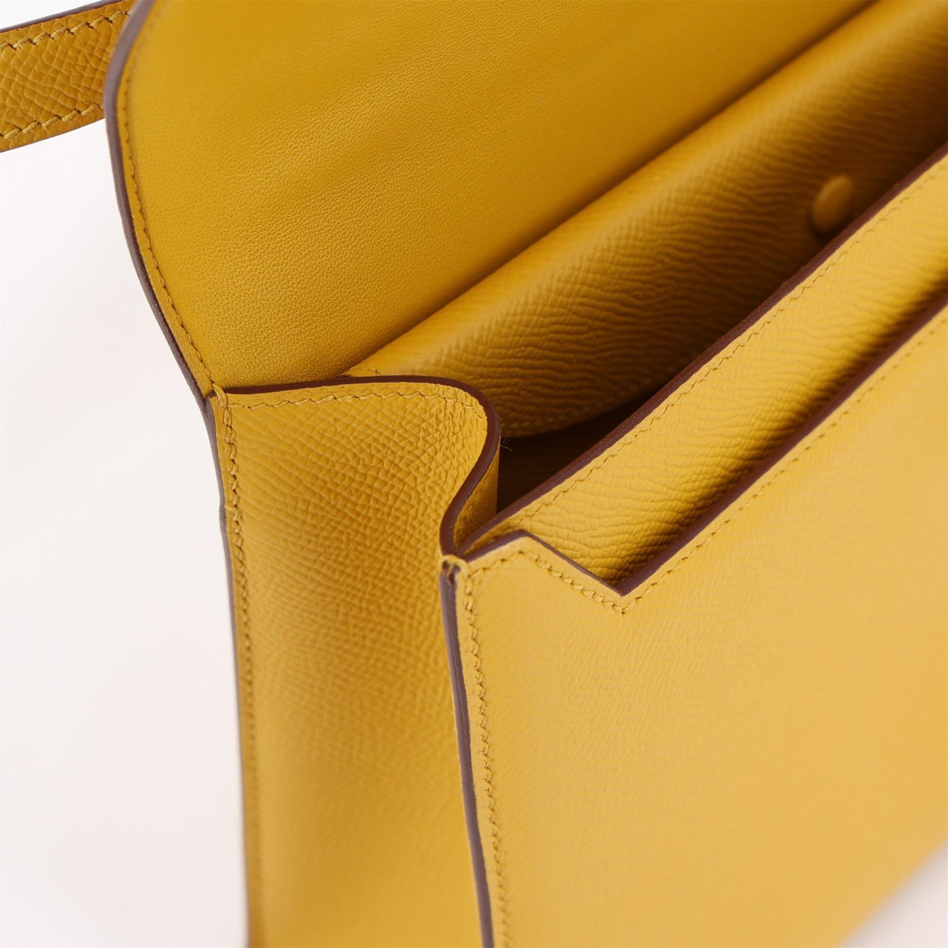 Very Good ( Rank A) HERMÈS Verrou 23 Jaune Ambre (9D) Epsom Palladium hardware C (2018) - 12