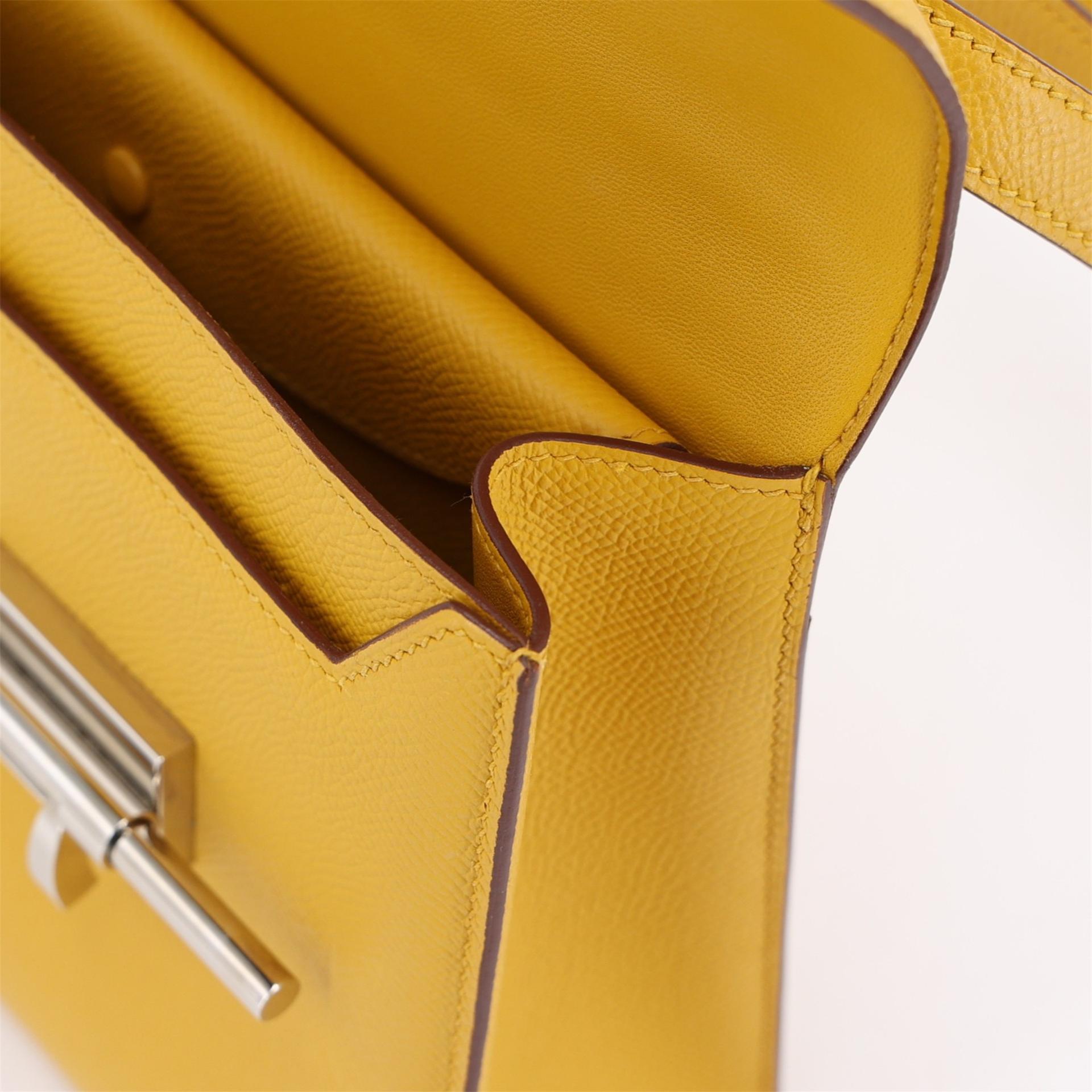 Very Good ( Rank A) HERMÈS Verrou 23 Jaune Ambre (9D) Epsom Palladium hardware C (2018) - 13