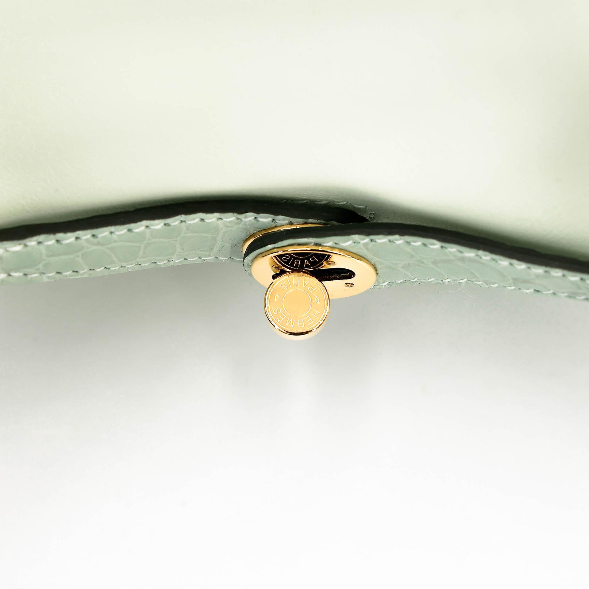 Excellent ( Rank SA ) HERMÈS Mini Lindy Touch Vert Fizz (0S) Vert d’Eau (6U) Swift Matte Alligator Gold hardware B (2023) - 14