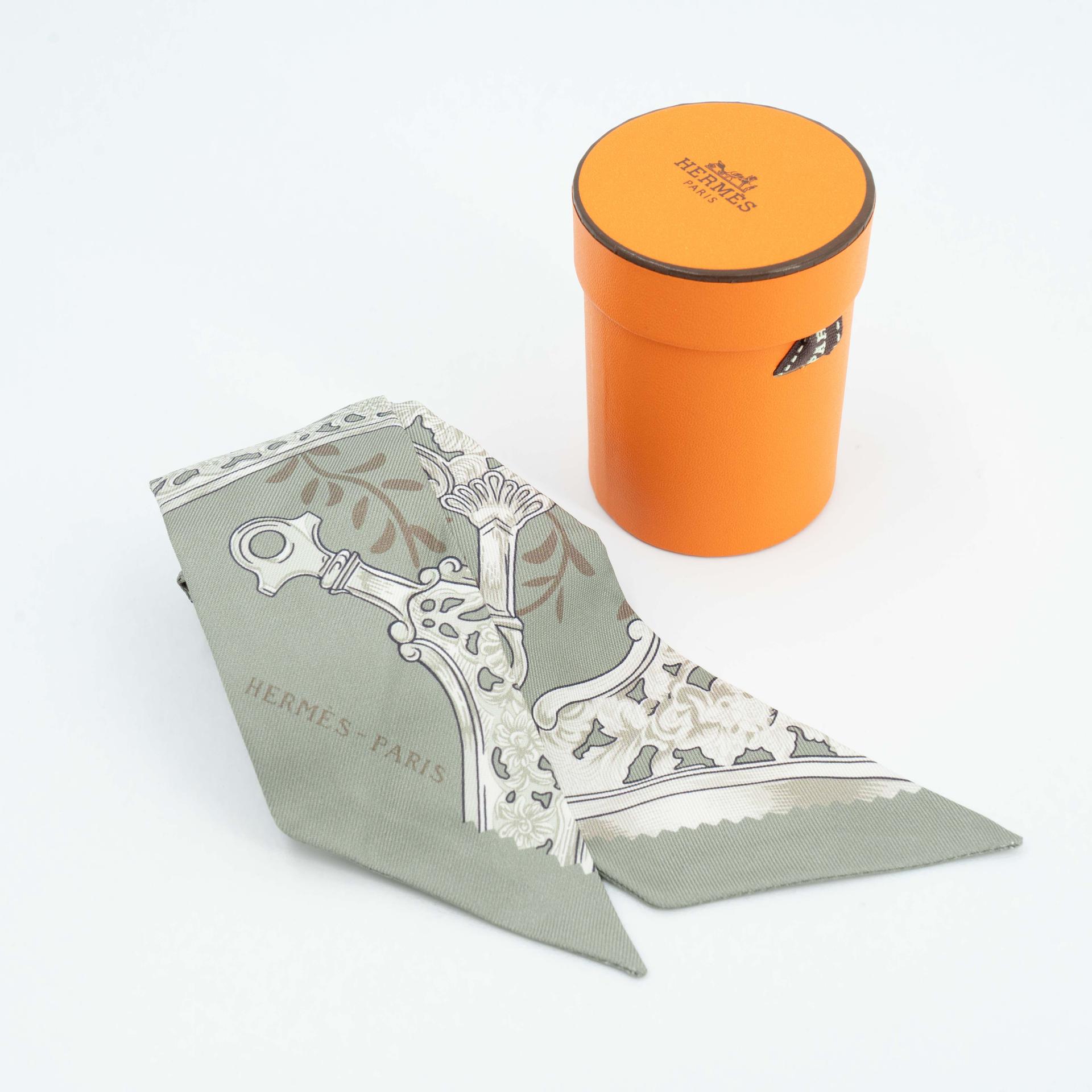 全新 HERMÈS 愛馬仕 Twilly 絲帶 Etriers Remix 綠色 真絲 - 3