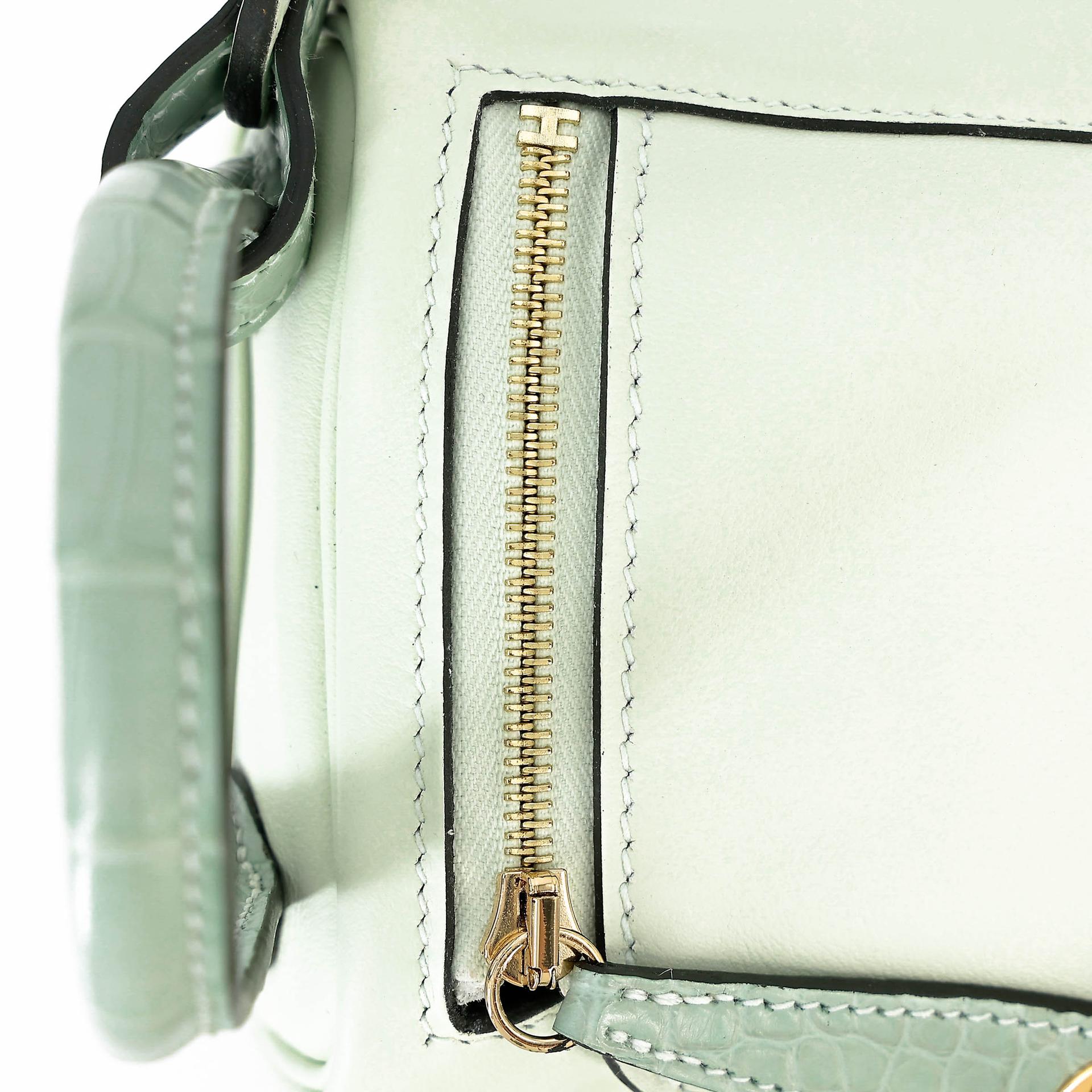 Excellent ( Rank SA ) HERMÈS Mini Lindy Touch Vert Fizz (0S) Vert d’Eau (6U) Swift Matte Alligator Gold hardware B (2023) - 11