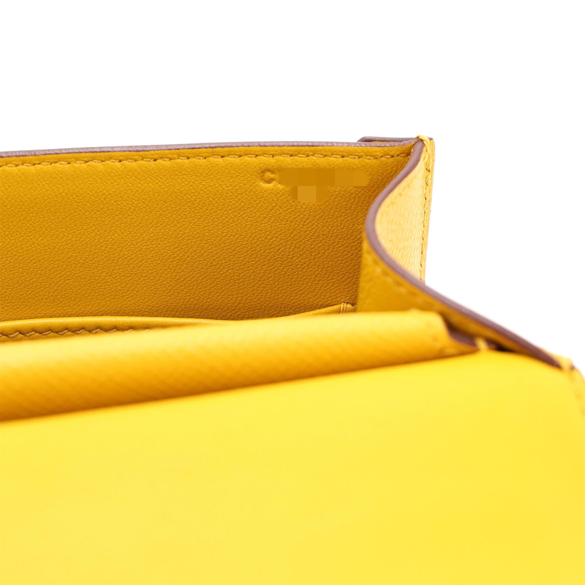Very Good ( Rank A) HERMÈS Verrou 23 Jaune Ambre (9D) Epsom Palladium hardware C (2018) - 14